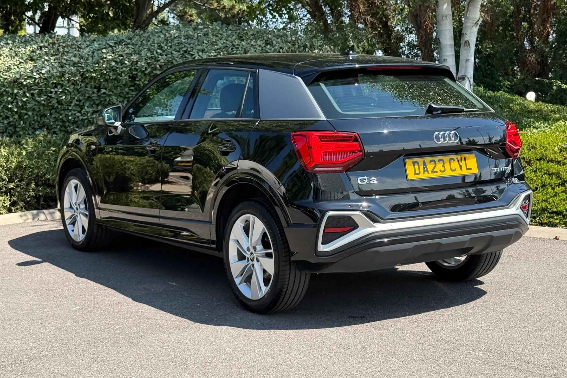 Audi Q2 thumbnail image number 11
