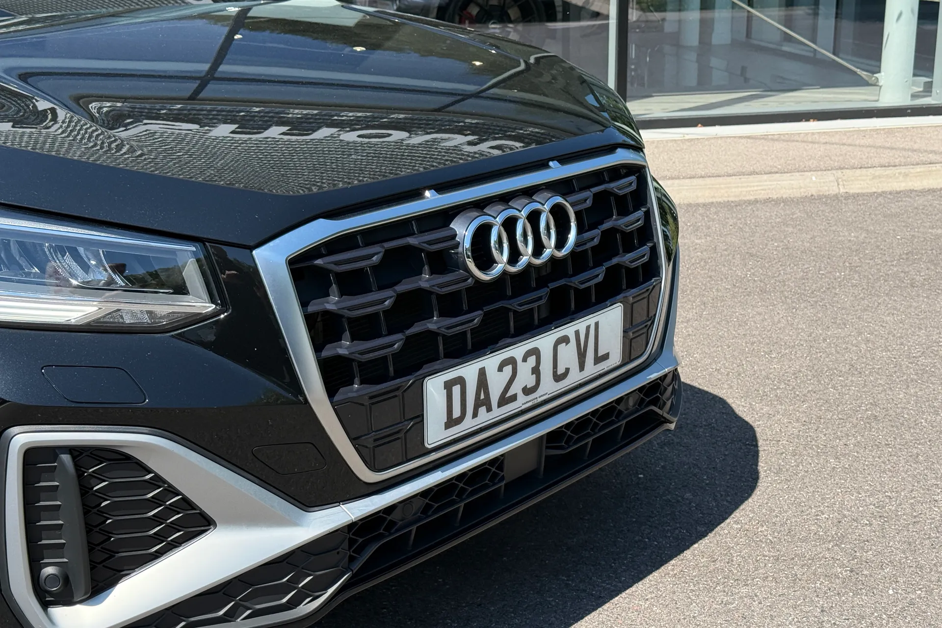 Audi Q2 thumbnail image number 13