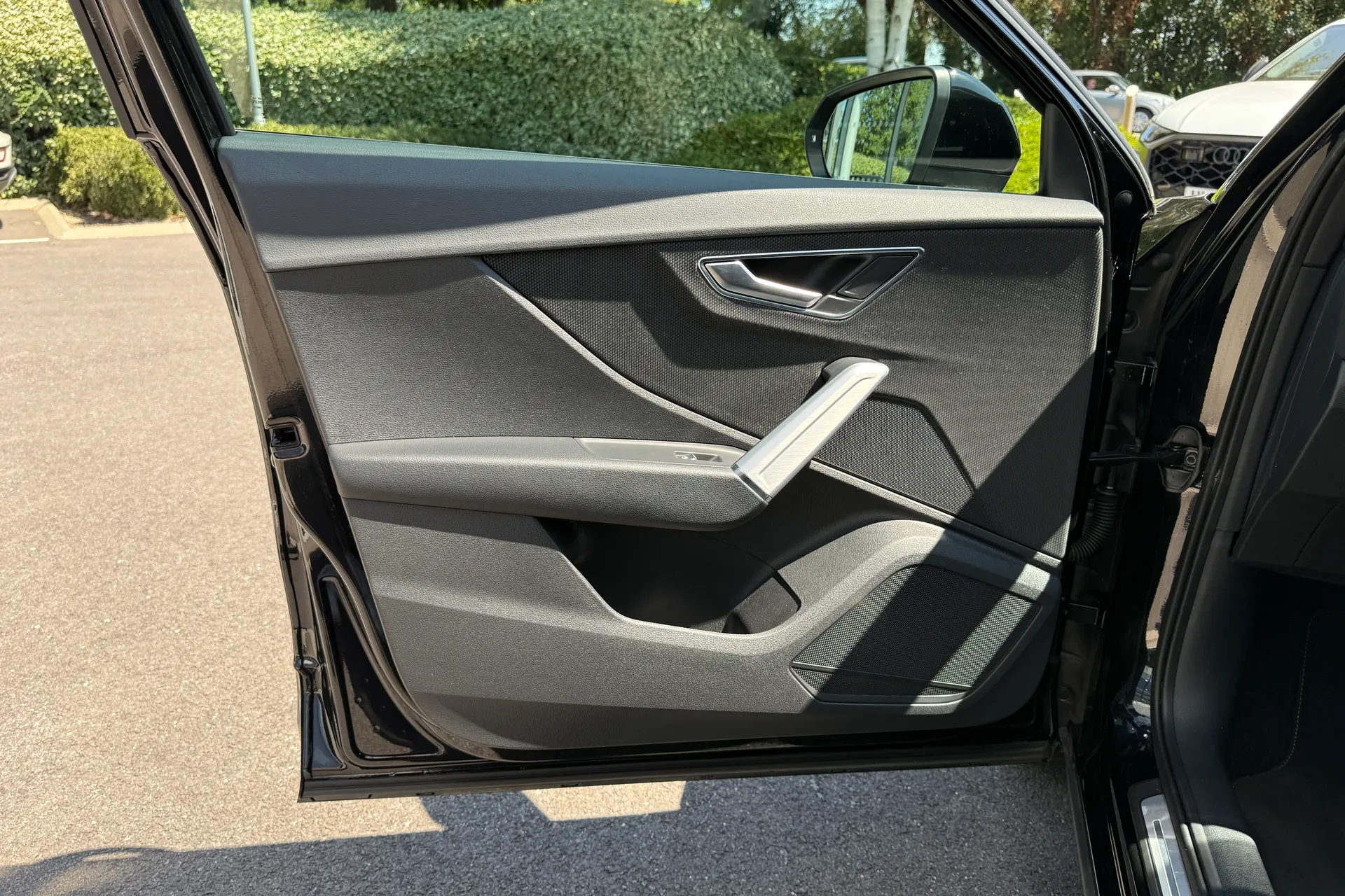 Audi Q2 thumbnail image number 46
