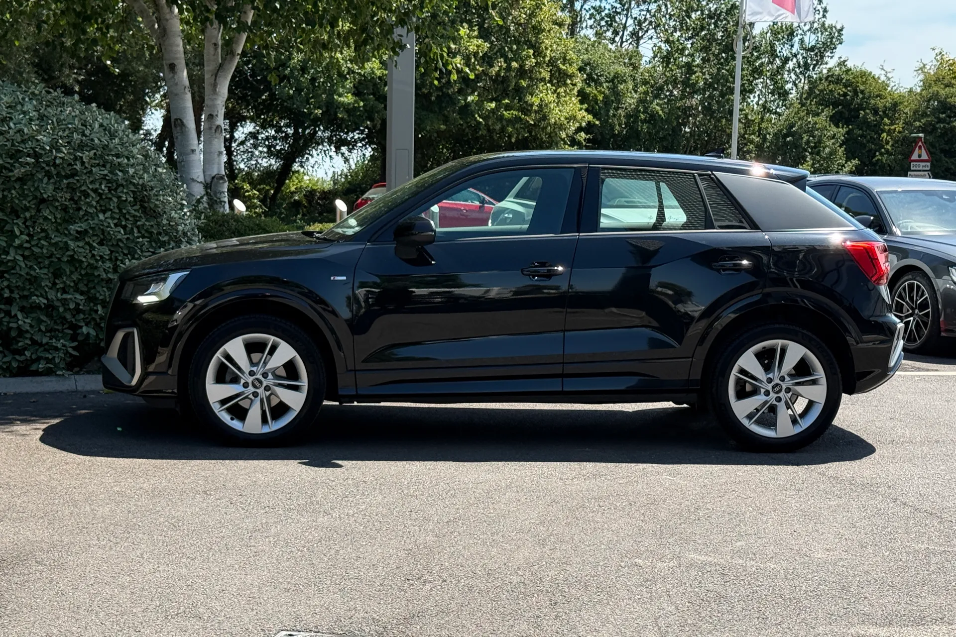 Audi Q2 thumbnail image number 20