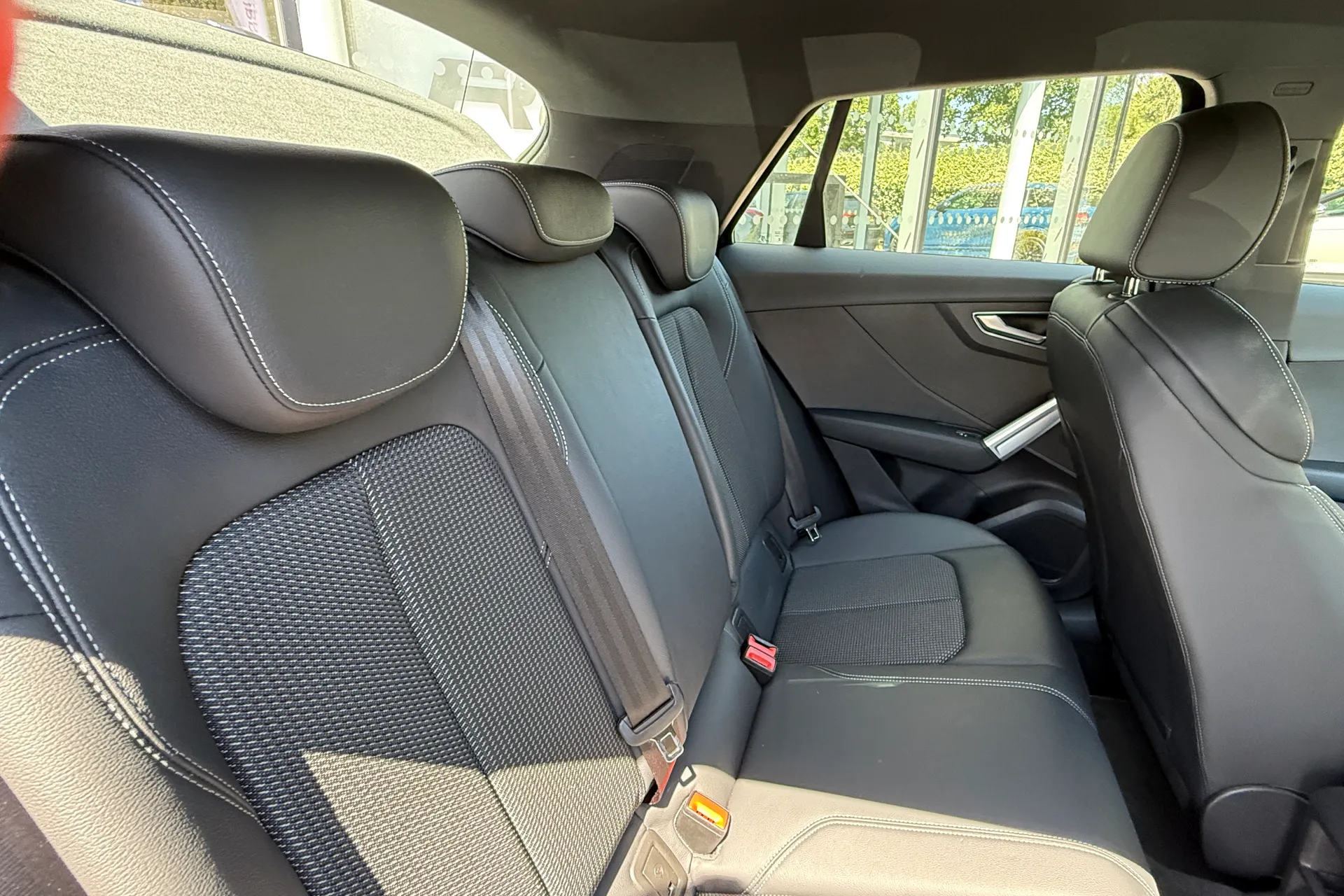Audi Q2 thumbnail image number 37