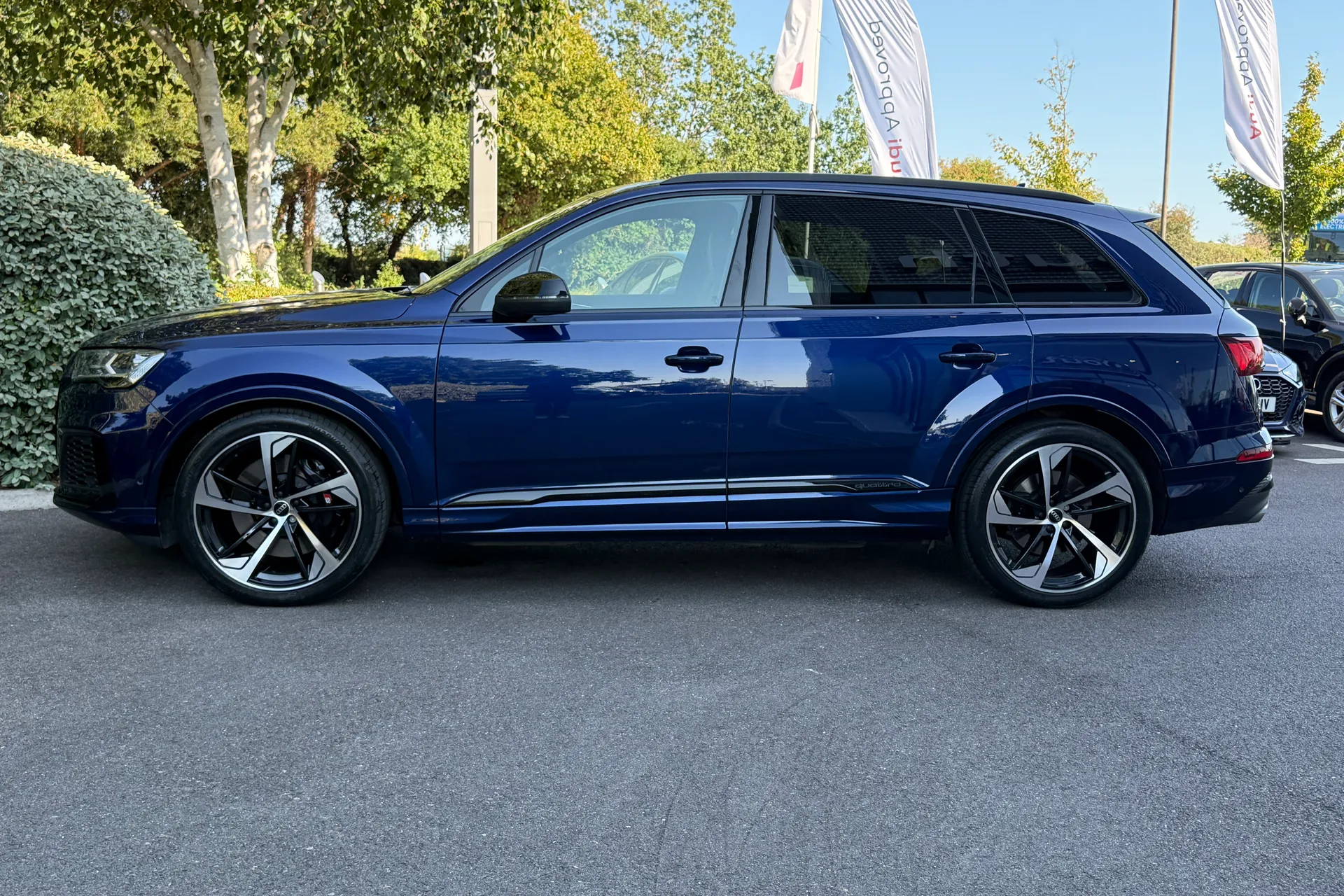 Audi Q7 thumbnail image number 17