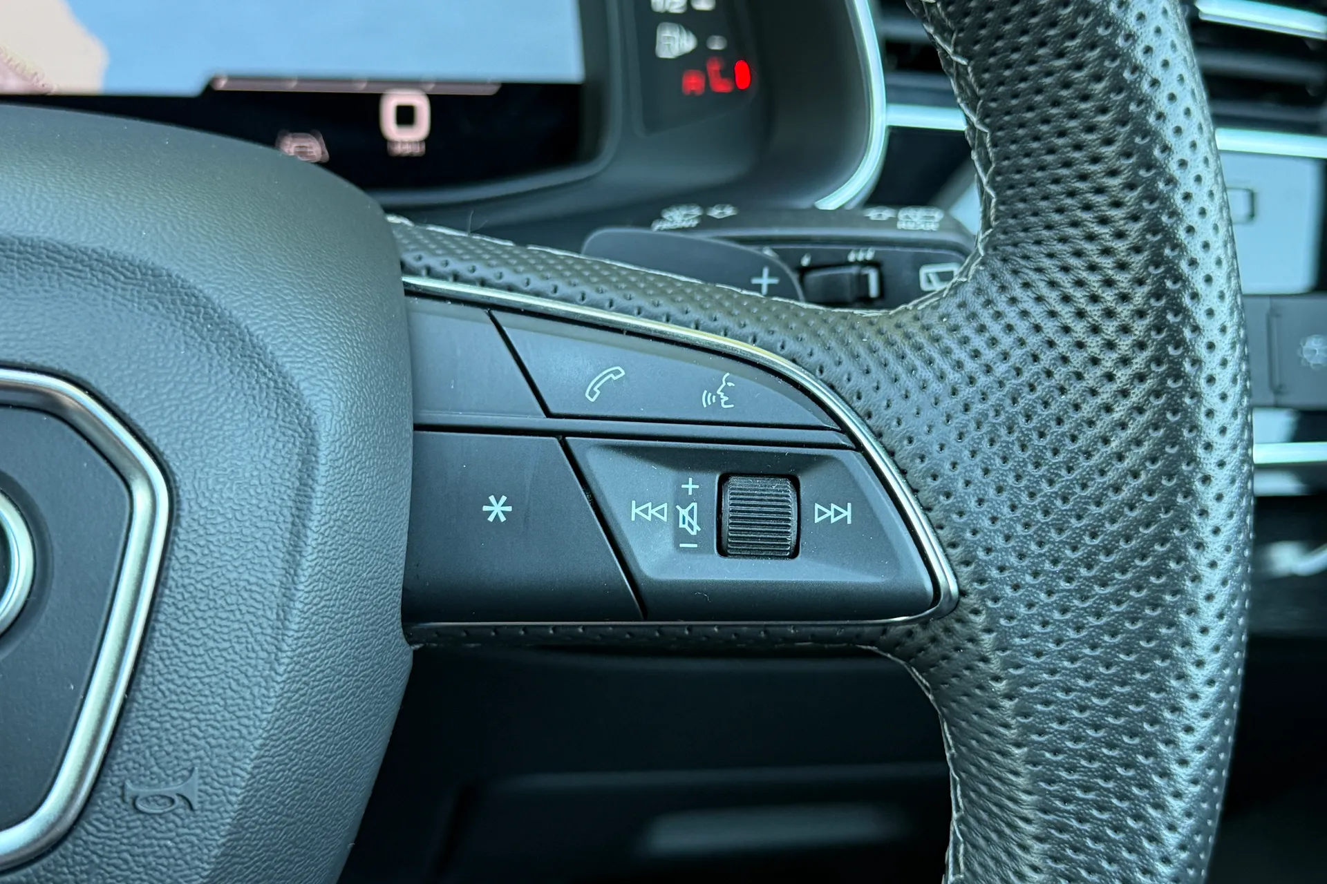 Audi Q7 thumbnail image number 51