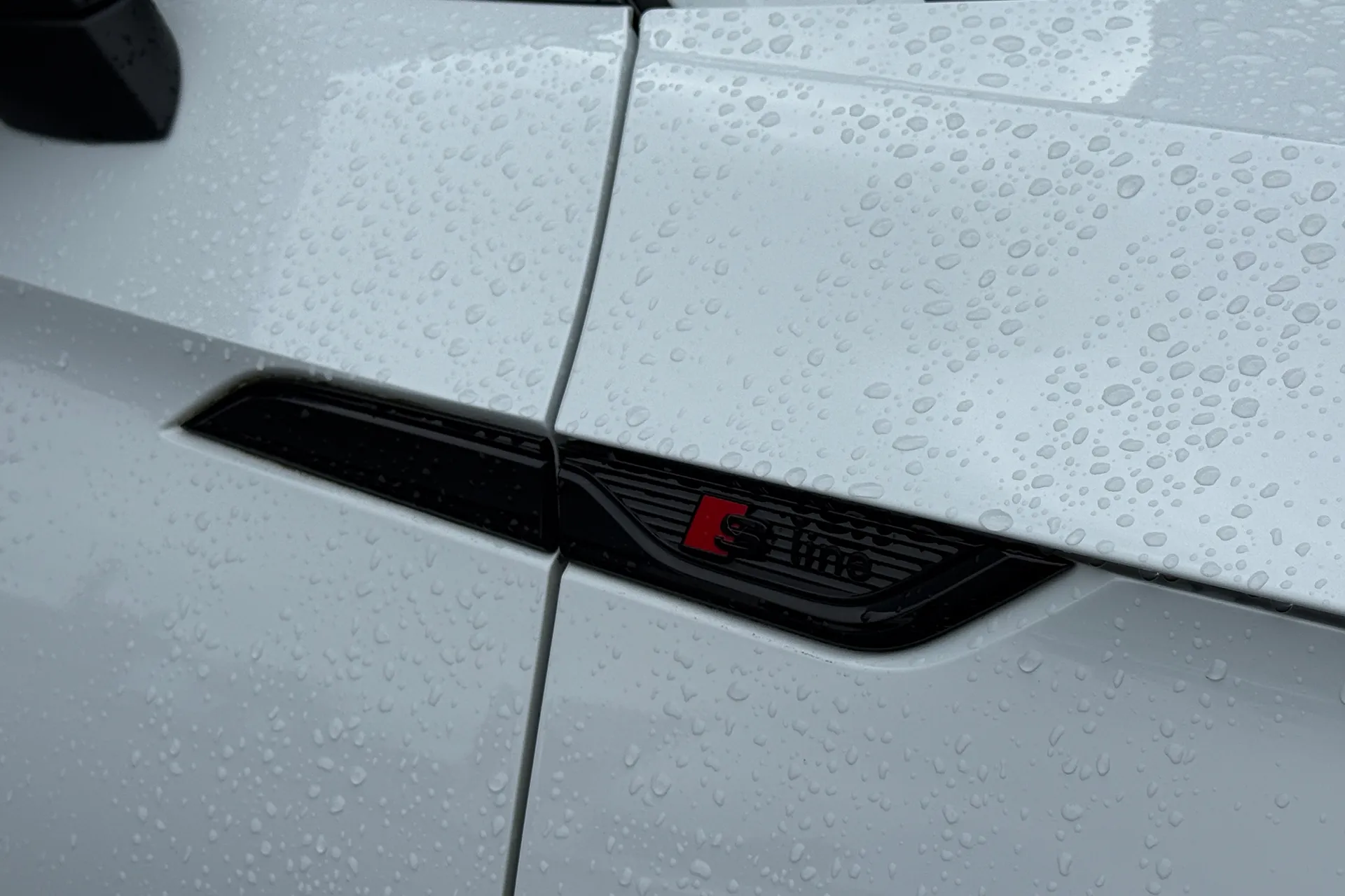 Audi A5 thumbnail image number 28