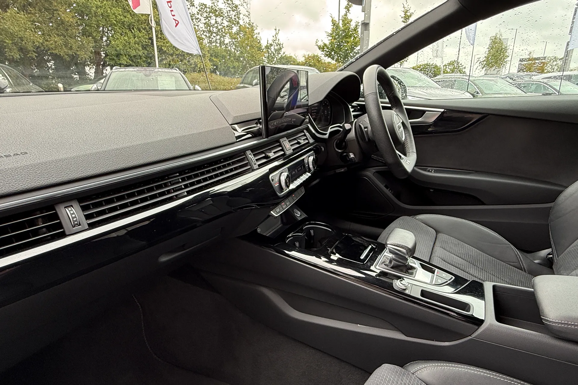 Audi A5 thumbnail image number 30
