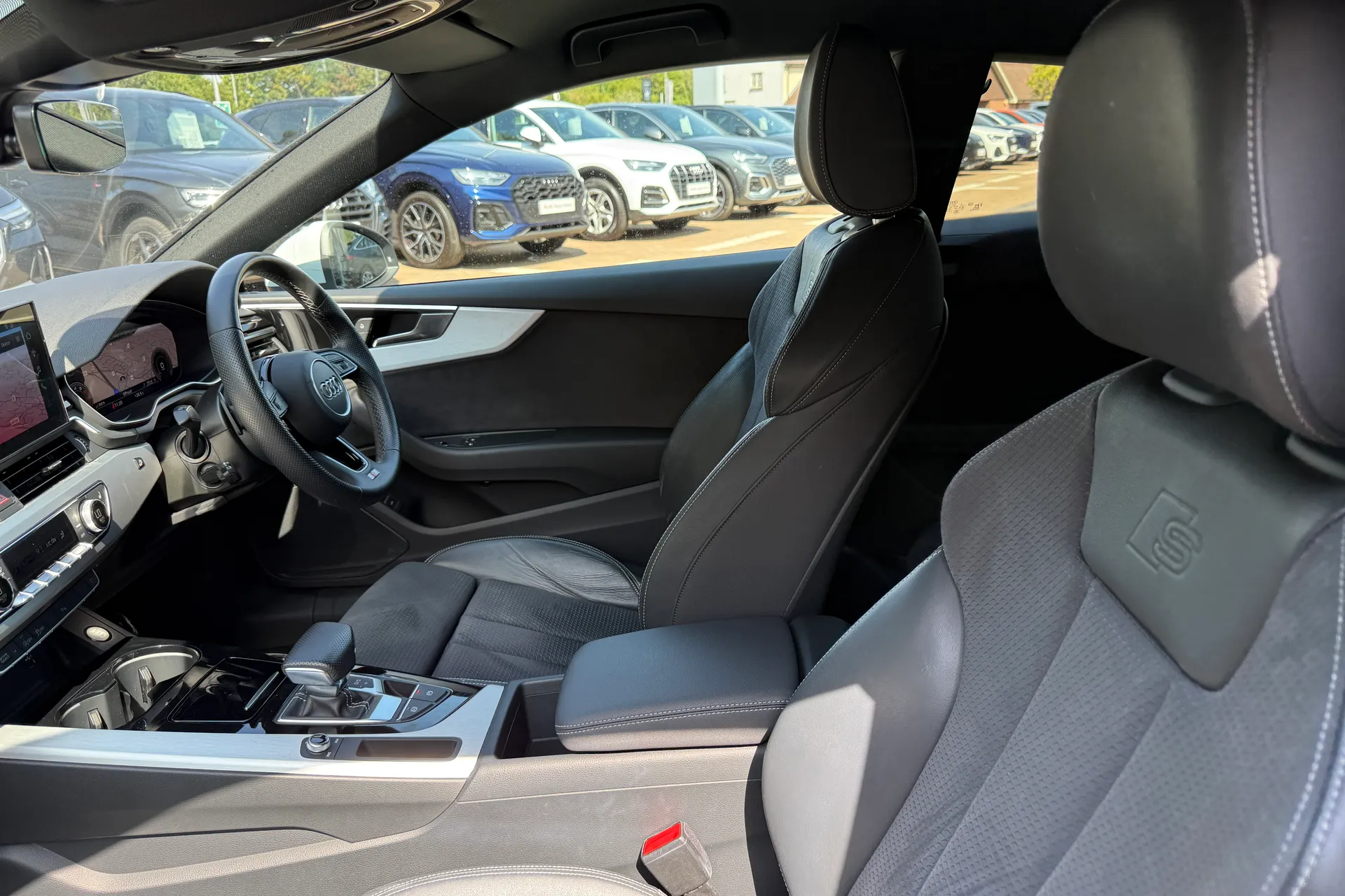 Audi A5 thumbnail image number 43