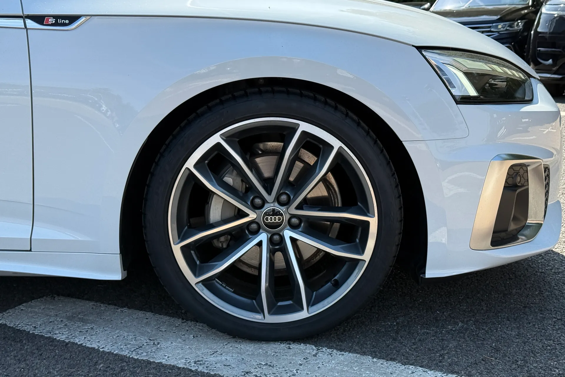 Audi A5 thumbnail image number 33