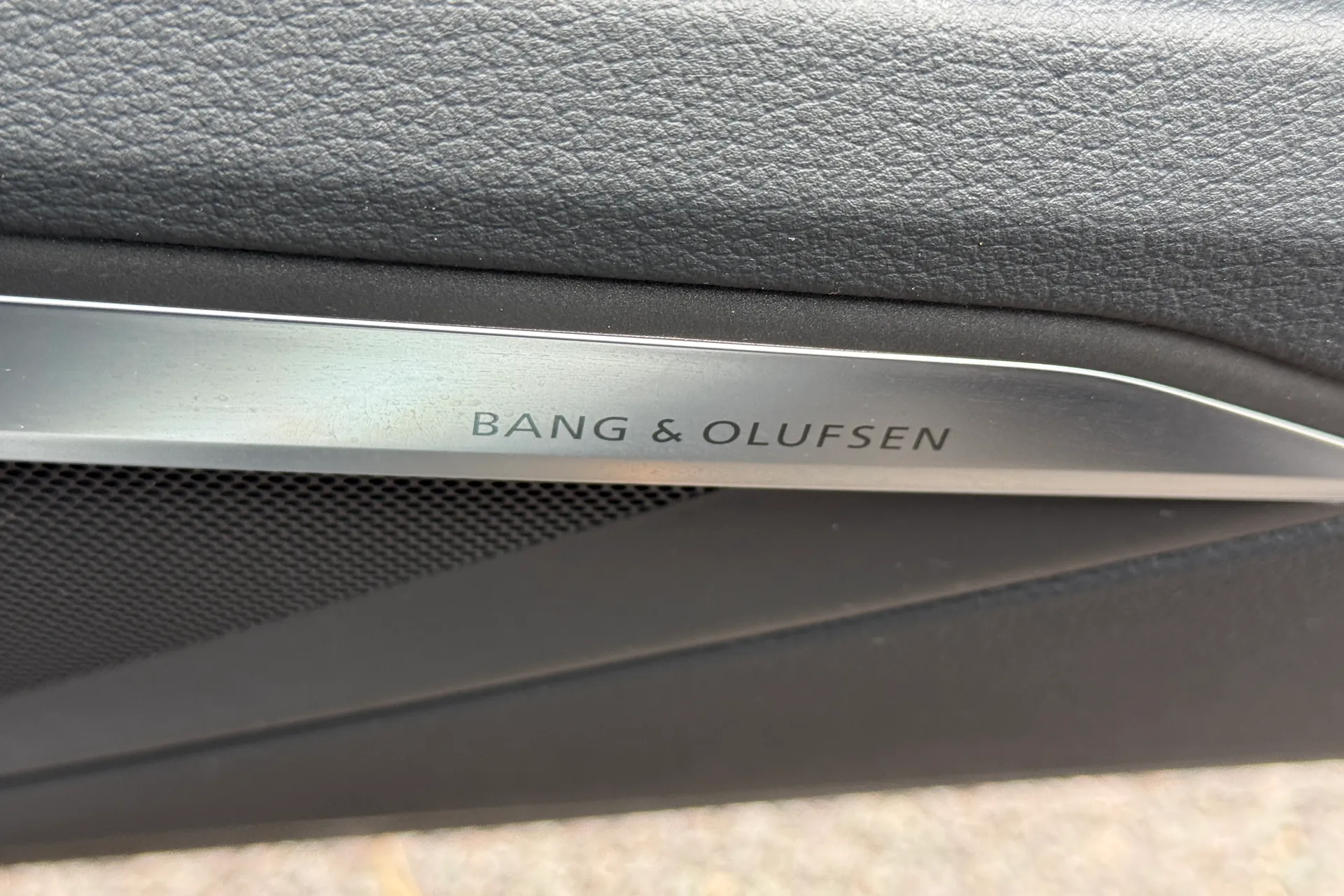 Audi Q8 thumbnail image number 29
