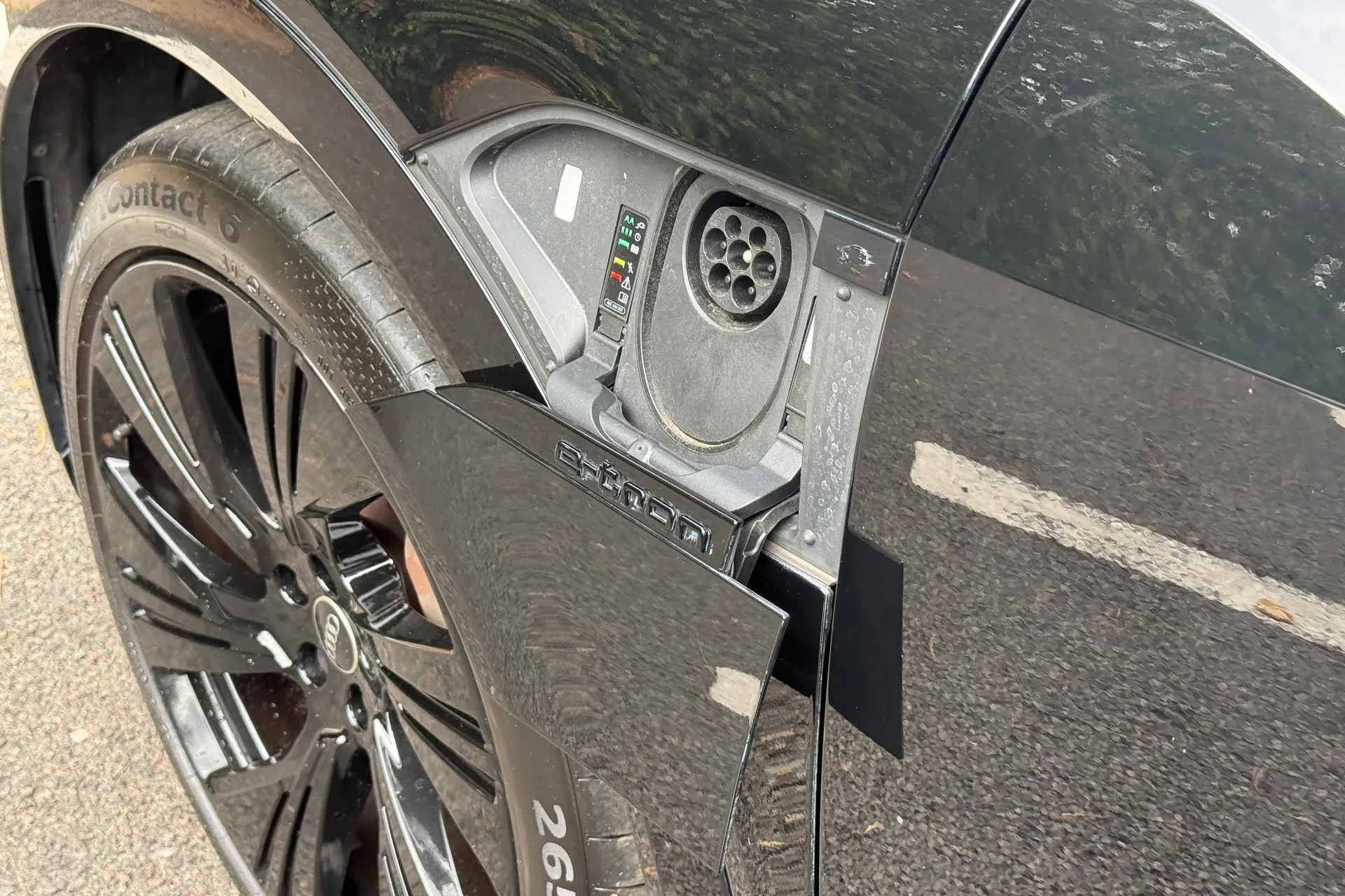 Audi Q8 thumbnail image number 61