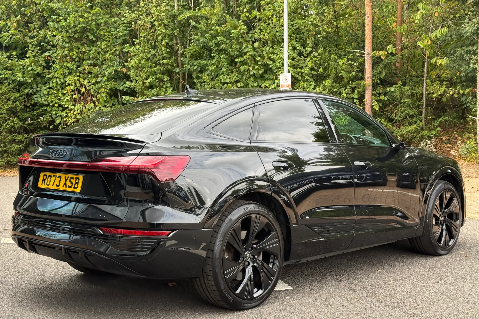 Audi Q8 thumbnail image number 43