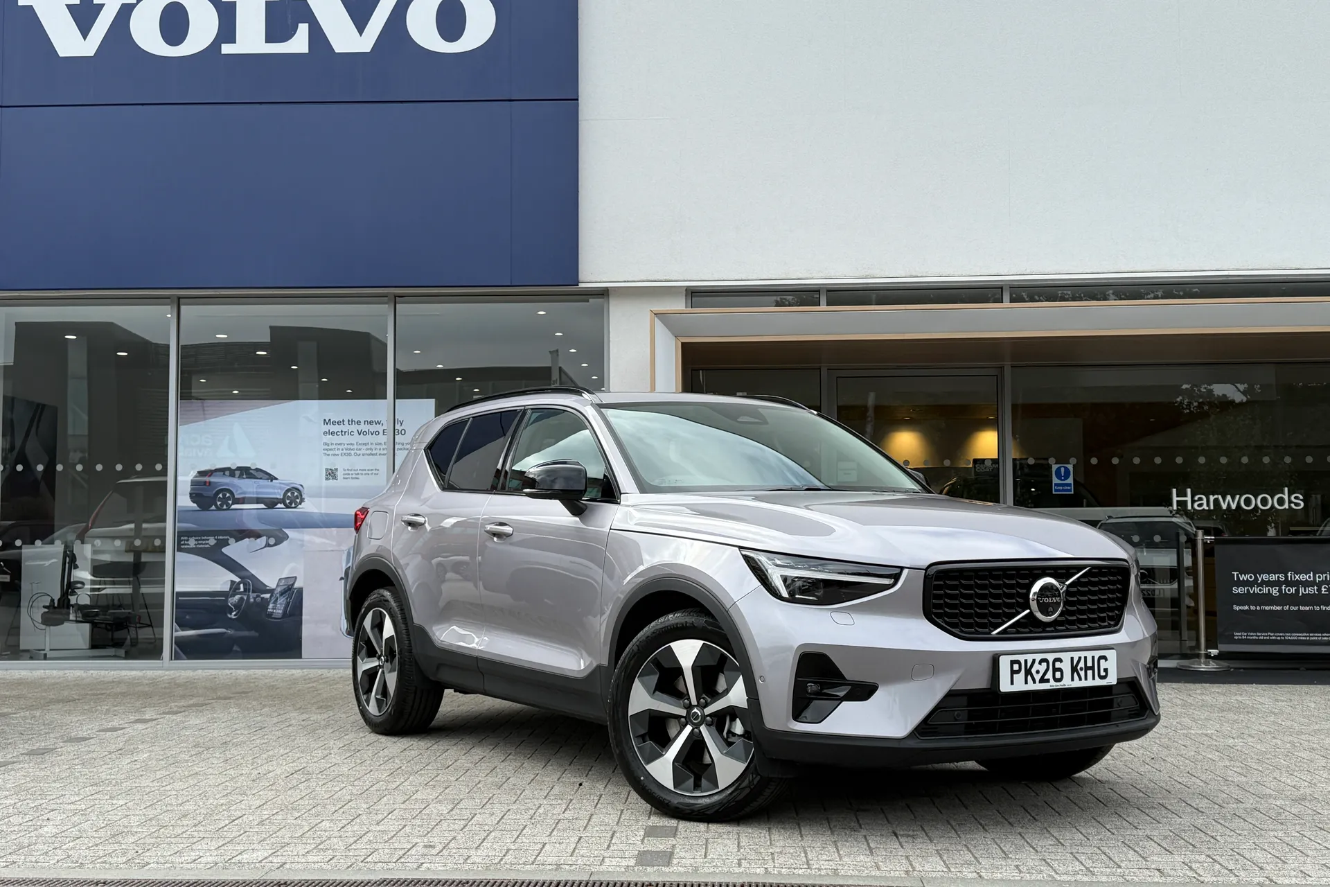 Volvo XC40 focused image