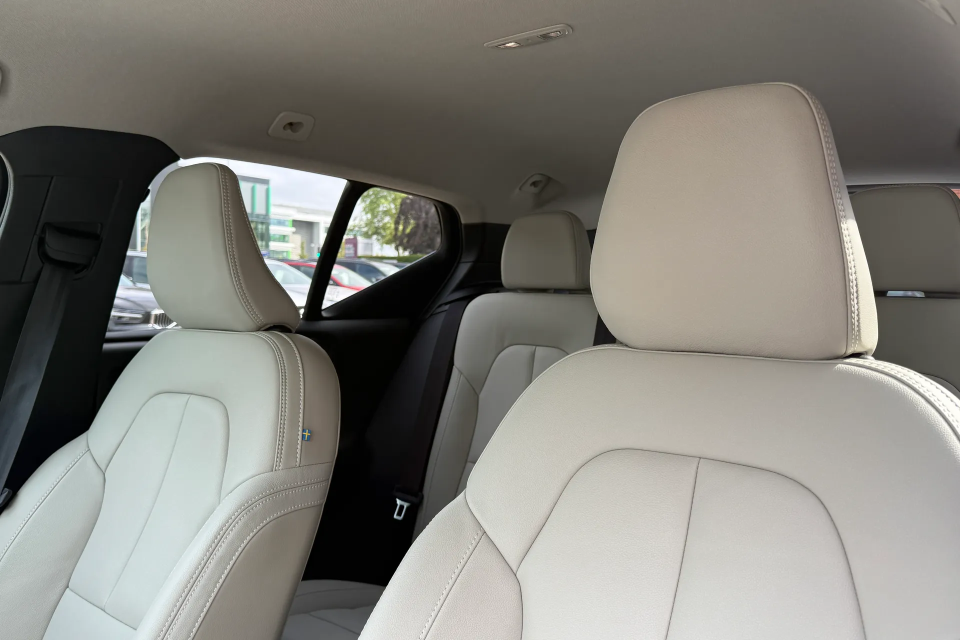 Volvo XC40 thumbnail image number 29