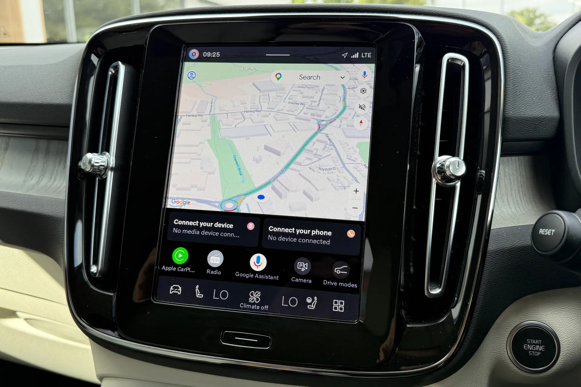 Volvo XC40 thumbnail image number 5