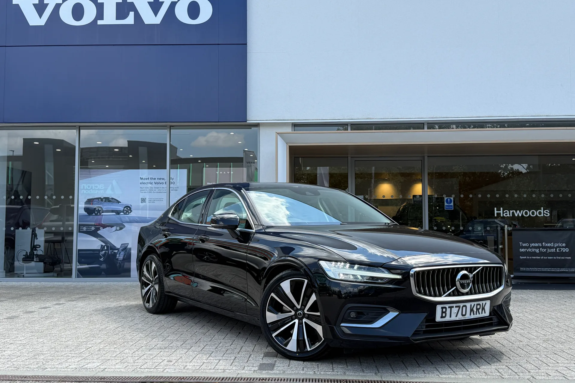 Volvo S60 focused image