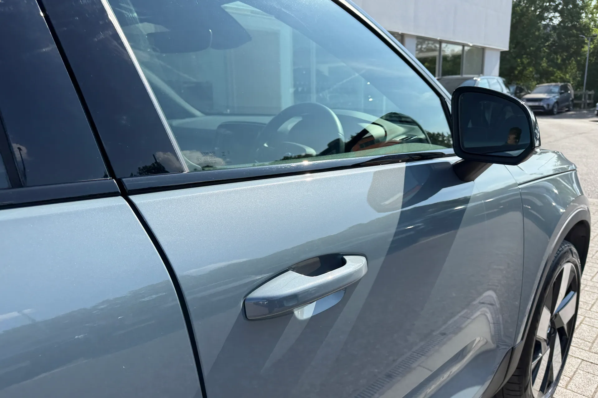 Volvo XC40 thumbnail image number 11