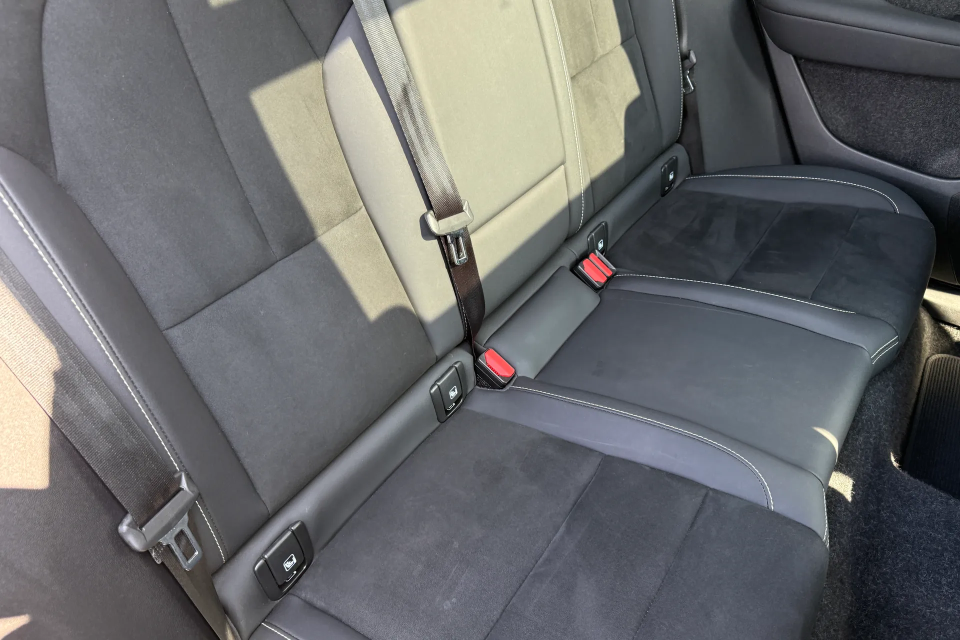 Volvo XC40 thumbnail image number 20