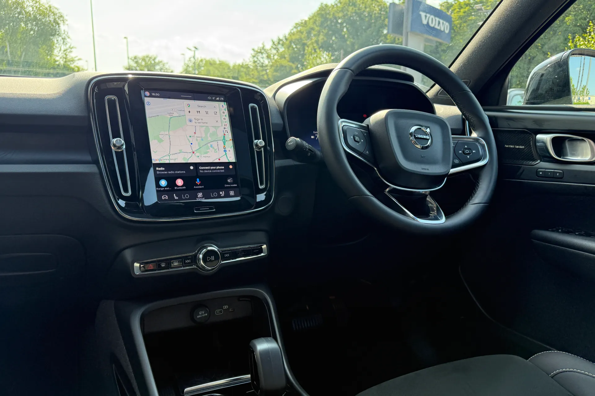 Volvo XC40 thumbnail image number 32