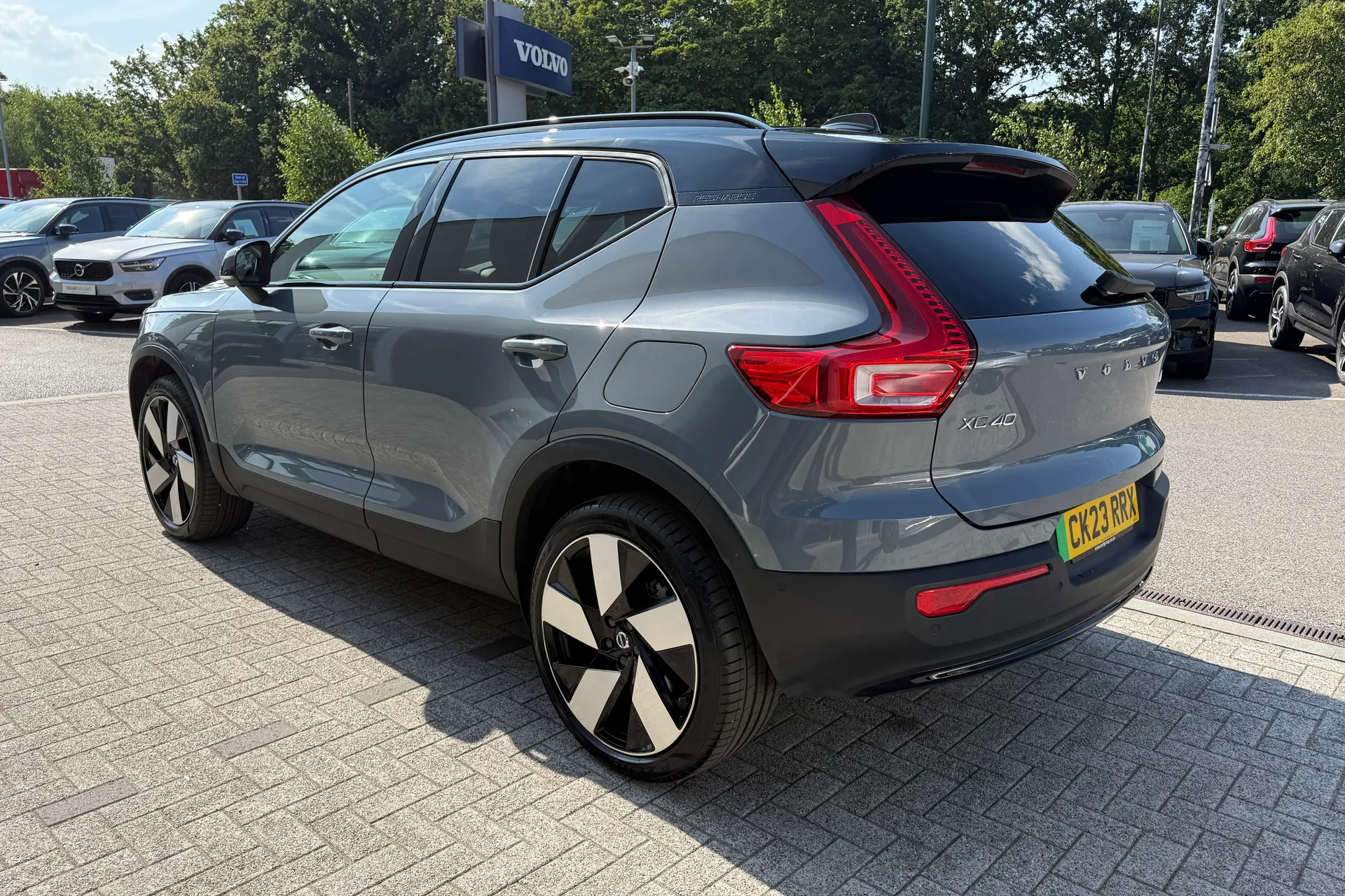 Volvo XC40 thumbnail image number 6