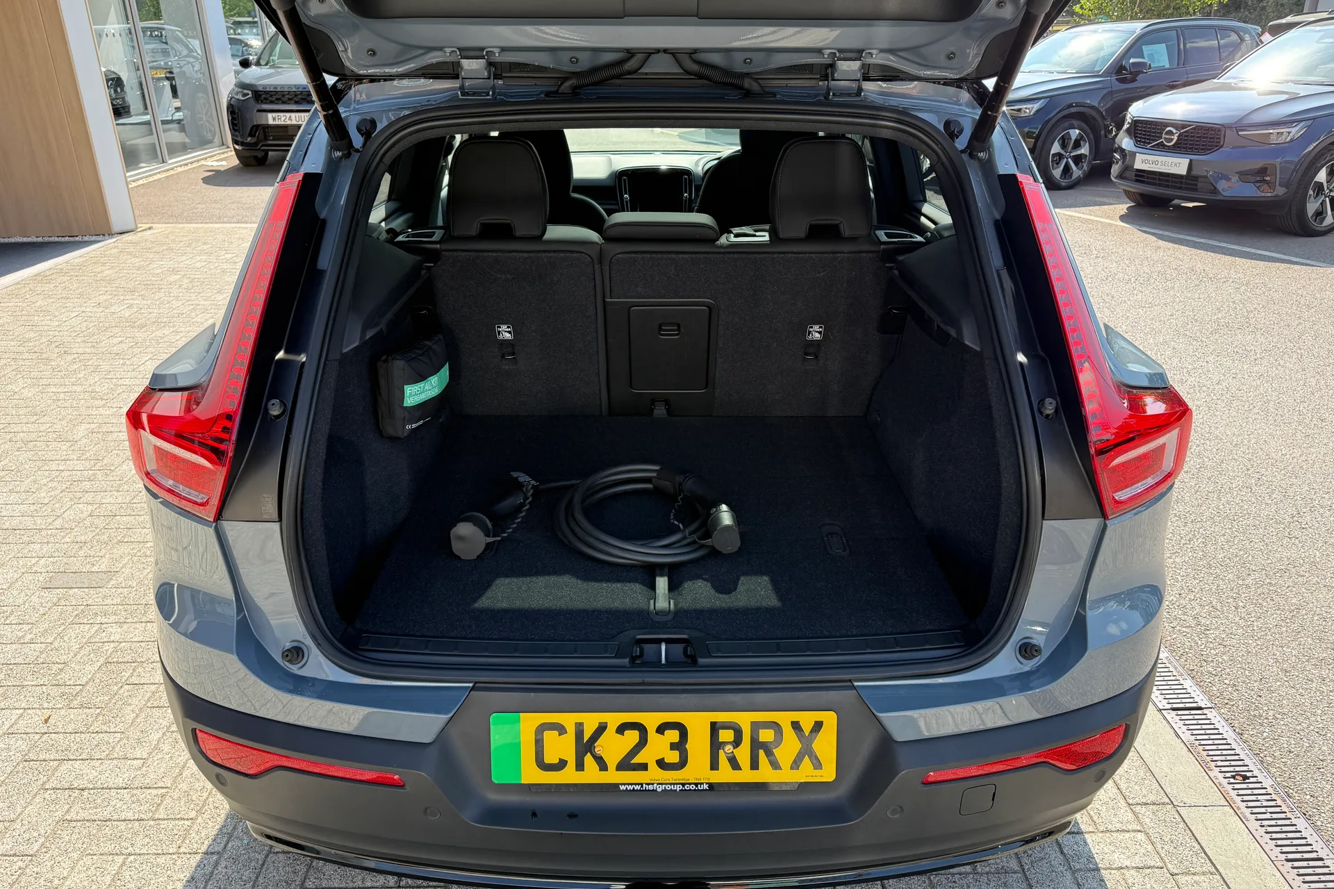 Volvo XC40 thumbnail image number 15