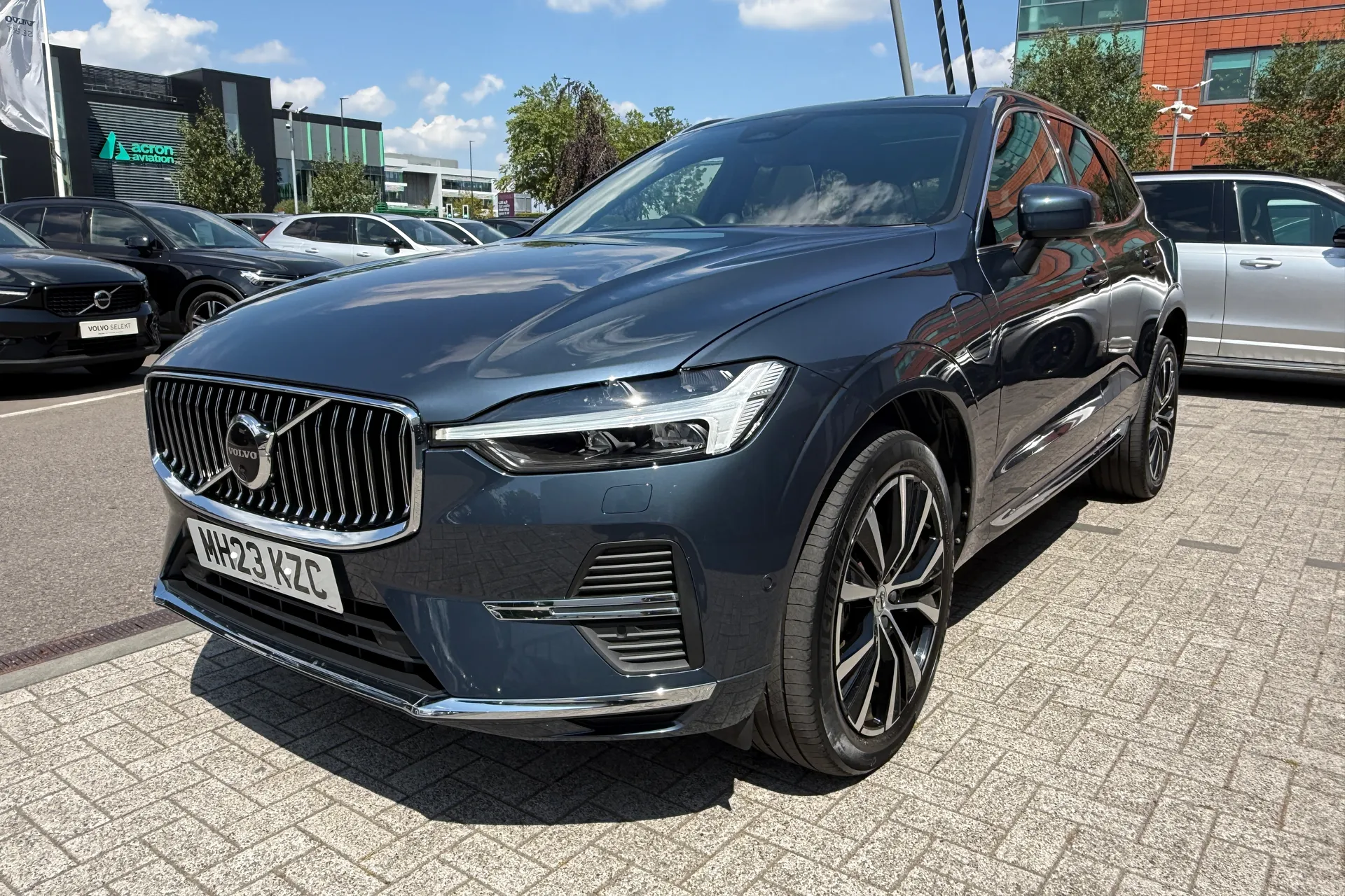 Volvo XC60 thumbnail image number 12
