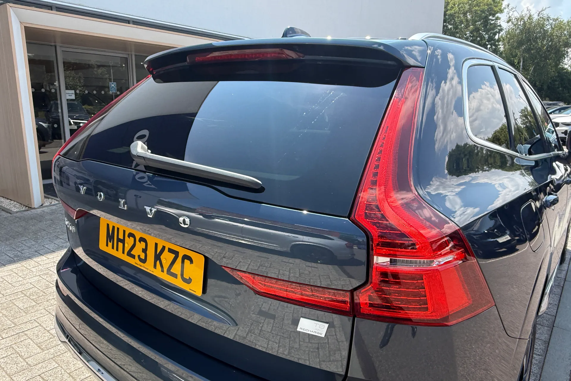 Volvo XC60 thumbnail image number 18