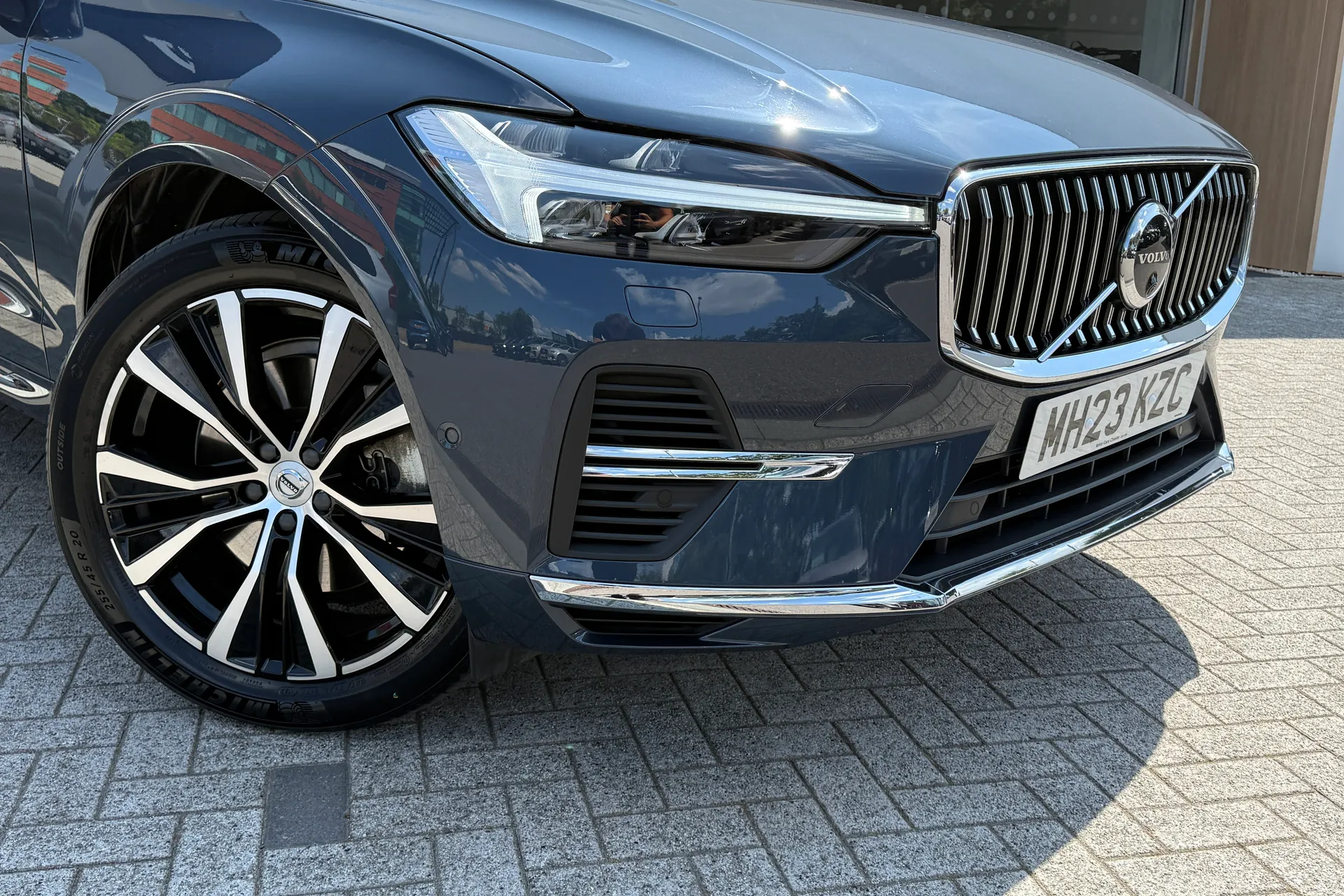 Volvo XC60 thumbnail image number 7