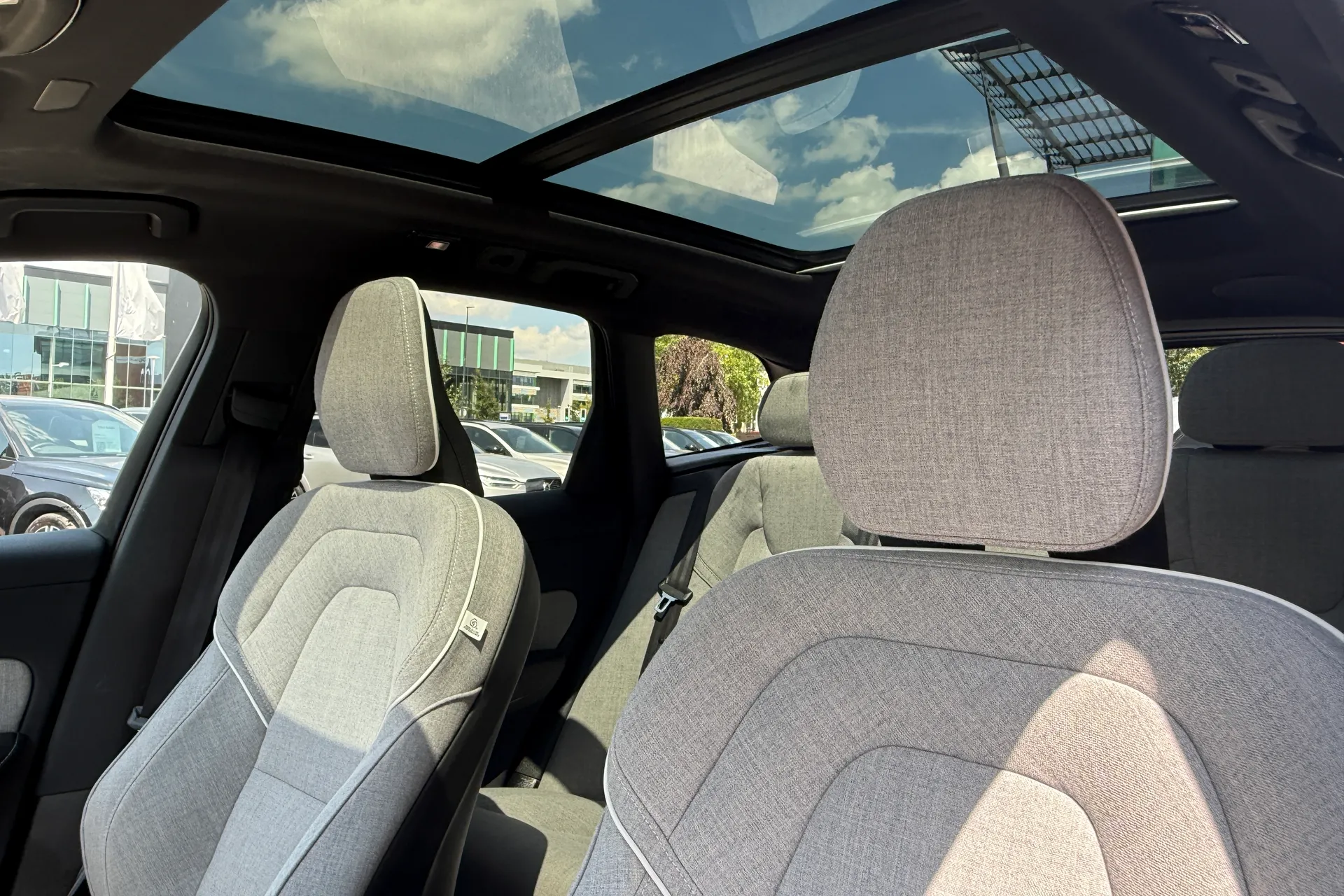 Volvo XC60 thumbnail image number 29