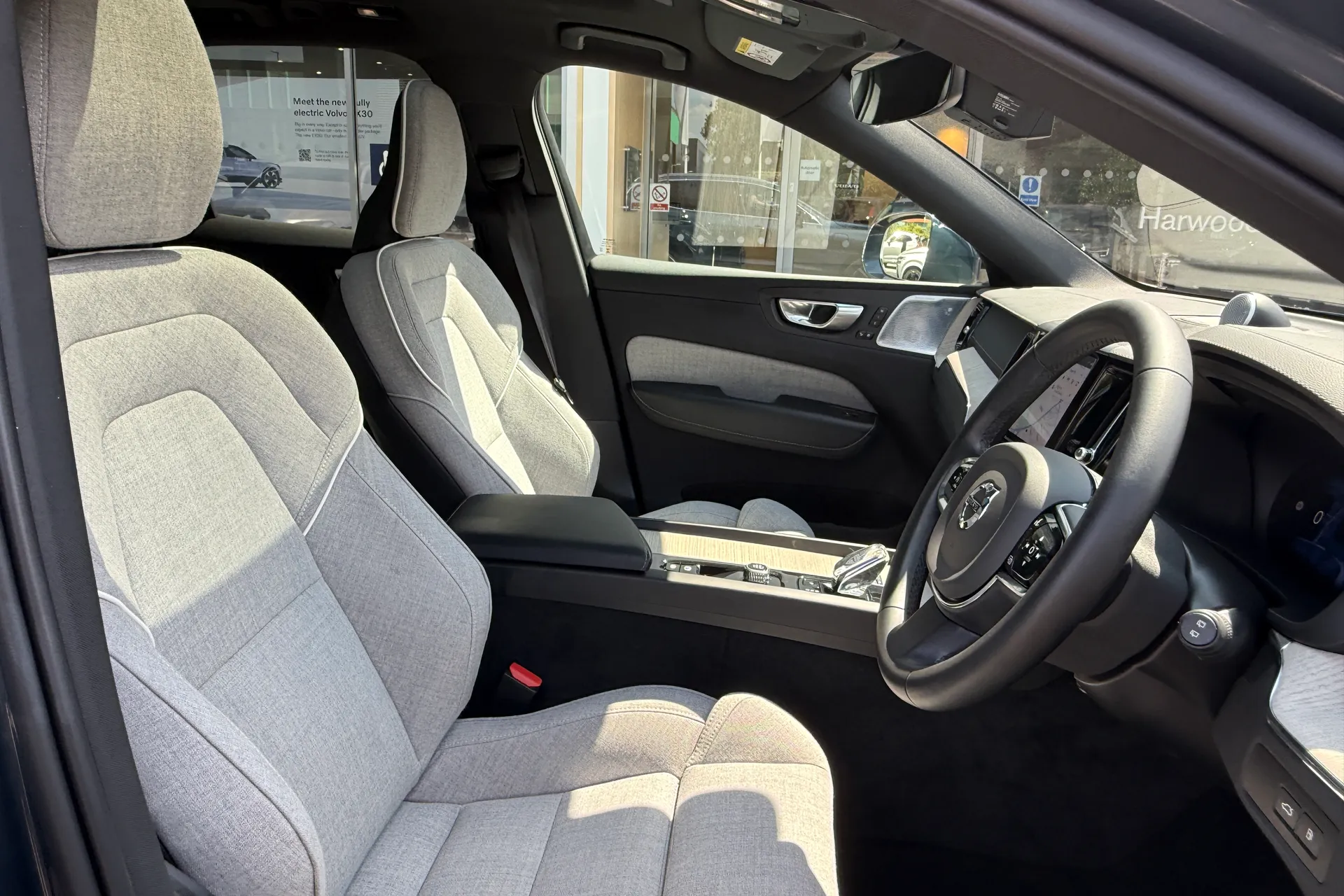 Volvo XC60 thumbnail image number 26