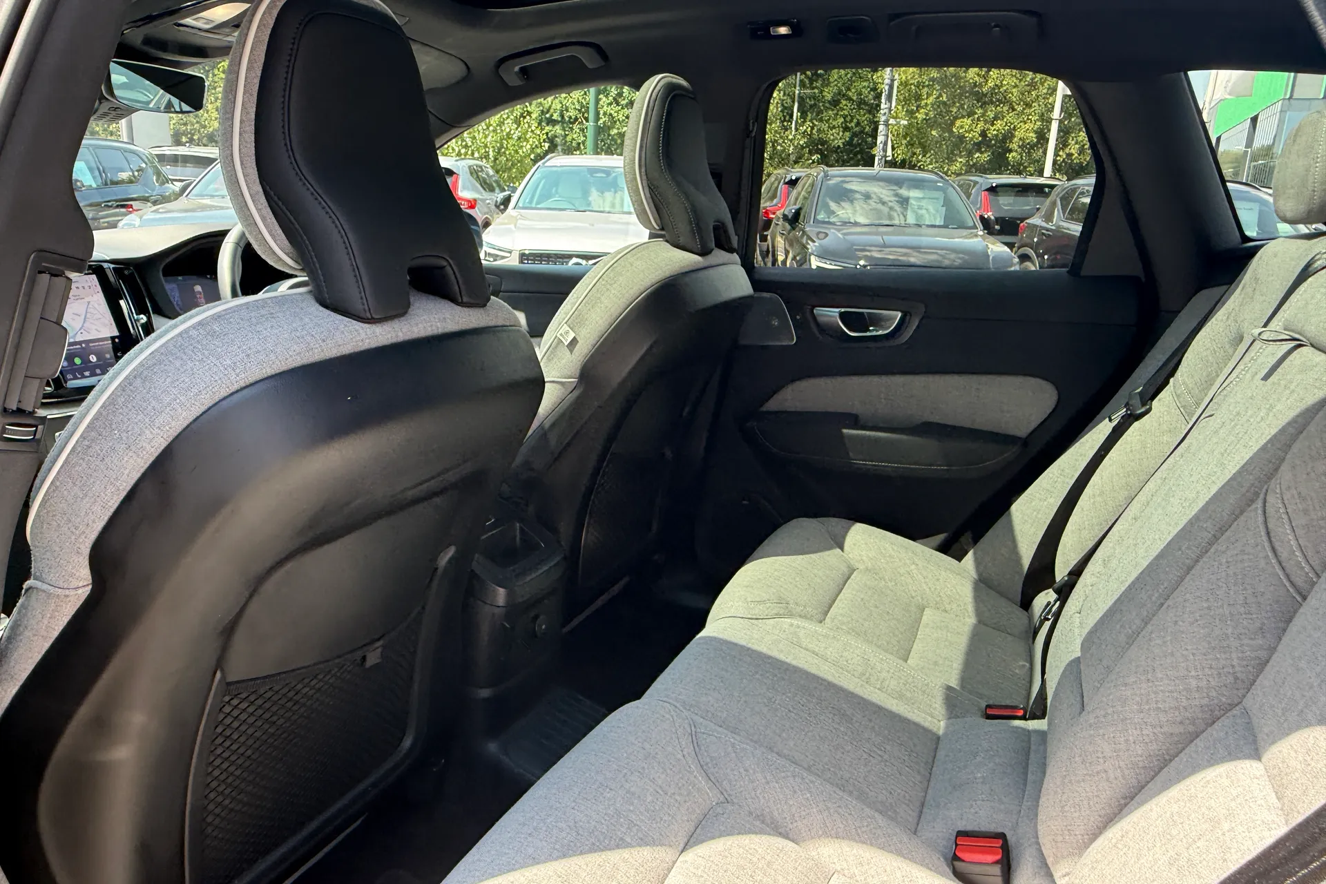 Volvo XC60 thumbnail image number 30