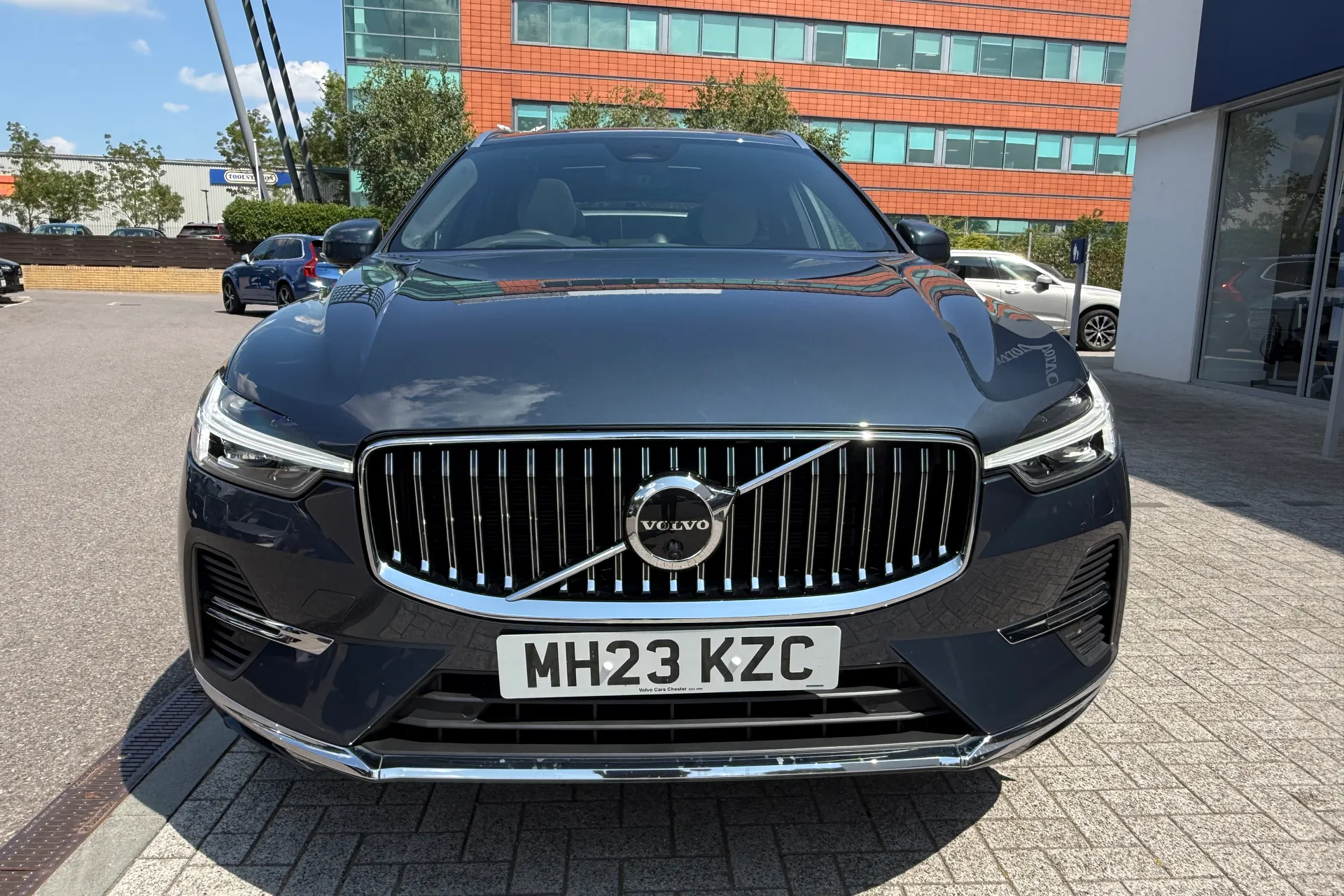 Volvo XC60 thumbnail image number 13