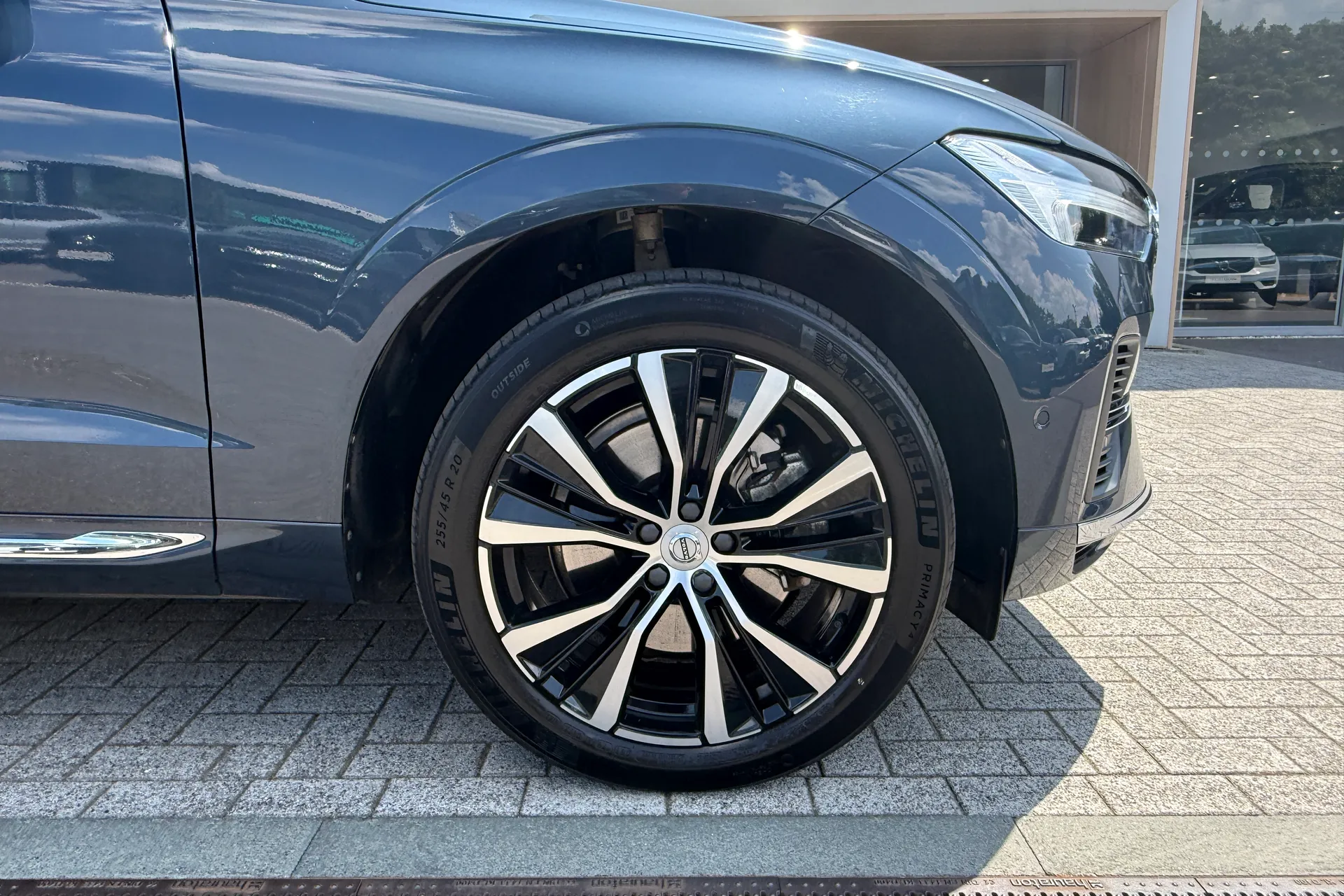 Volvo XC60 thumbnail image number 14