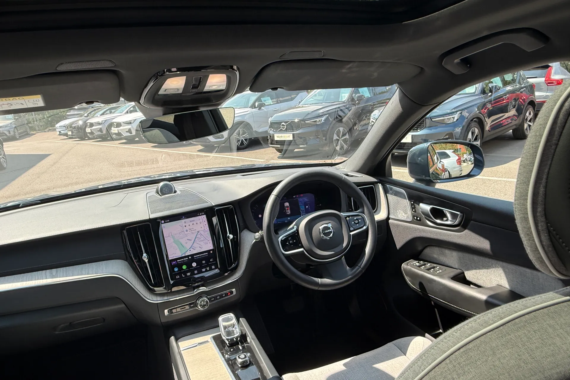 Volvo XC60 thumbnail image number 33