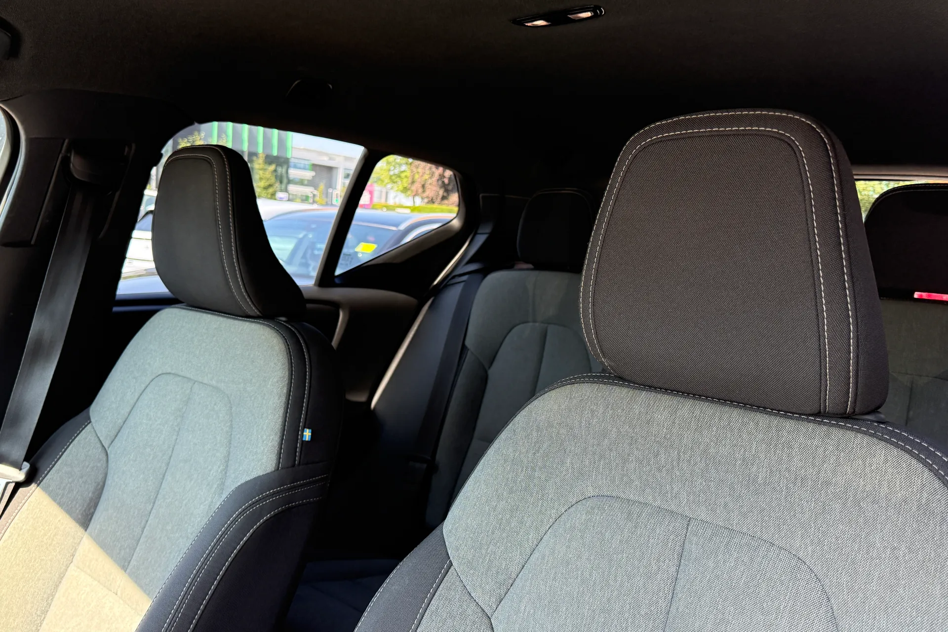 Volvo XC40 thumbnail image number 30