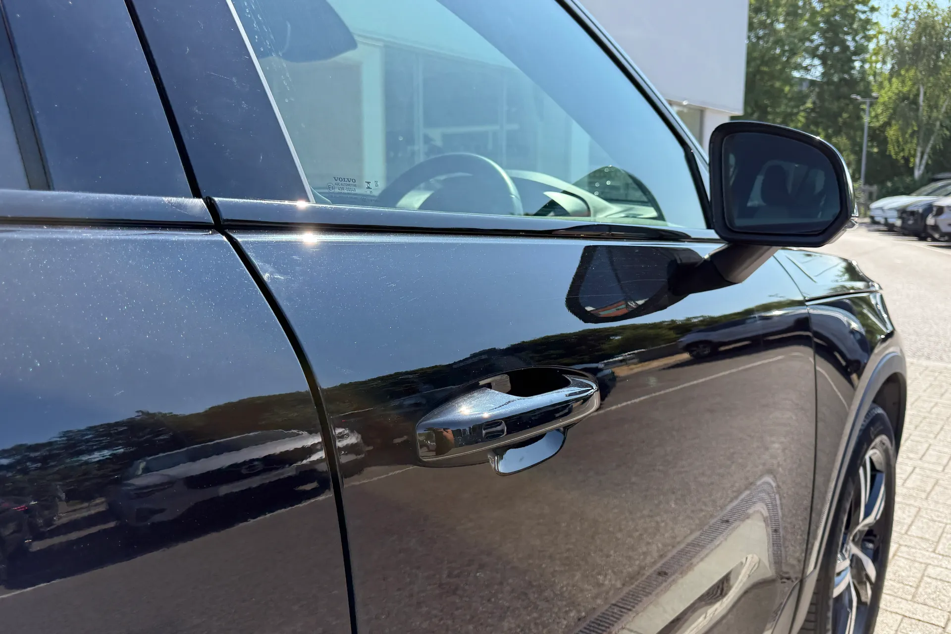 Volvo XC40 thumbnail image number 15