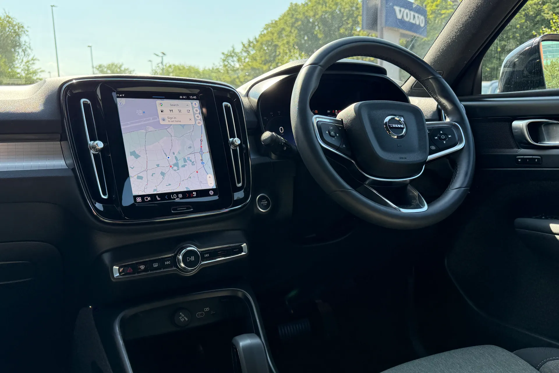 Volvo XC40 thumbnail image number 36