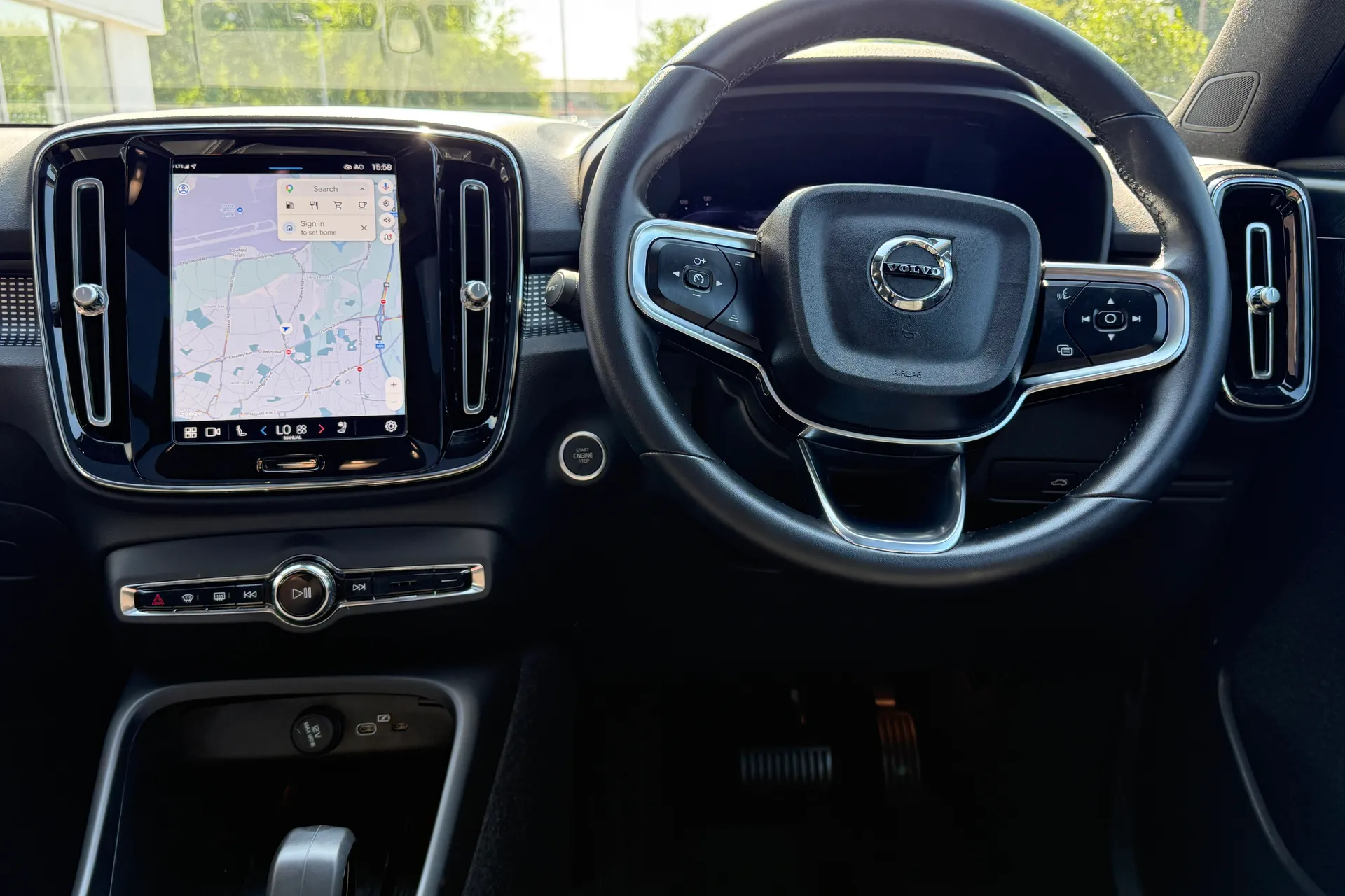 Volvo XC40 thumbnail image number 34