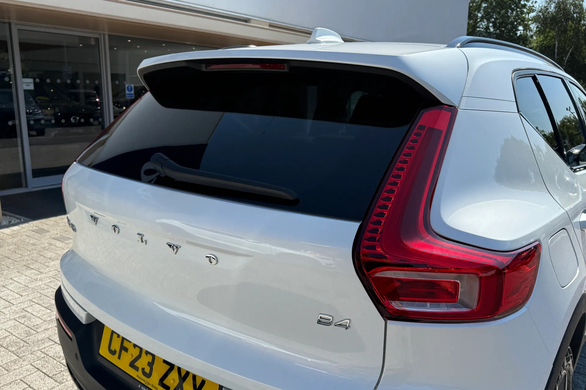 Volvo XC40 thumbnail image number 18