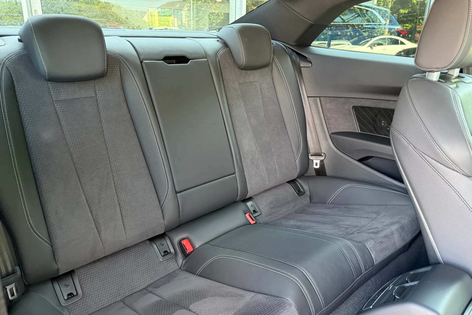 Audi A5 thumbnail image number 37