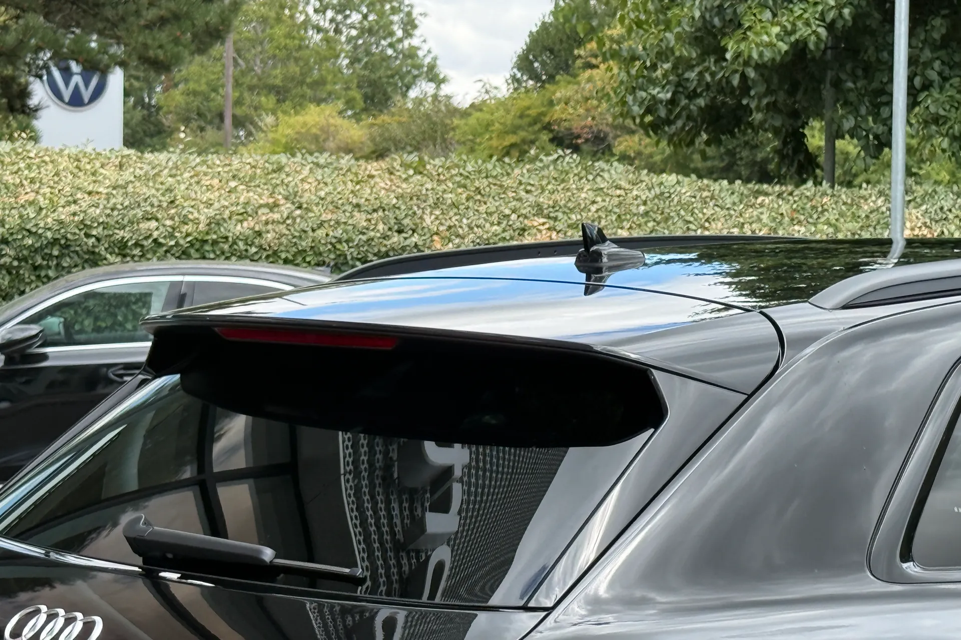 Audi e-tron thumbnail image number 23