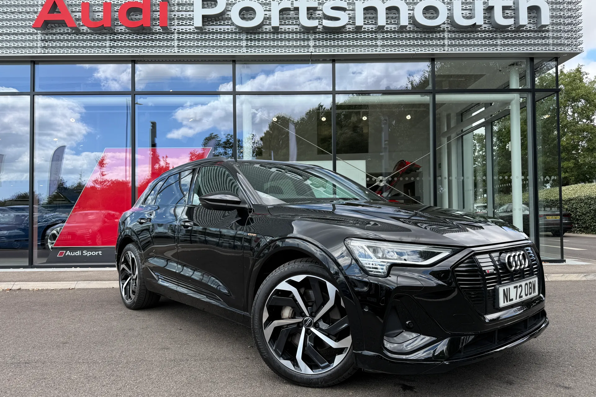 Audi e-tron focused image