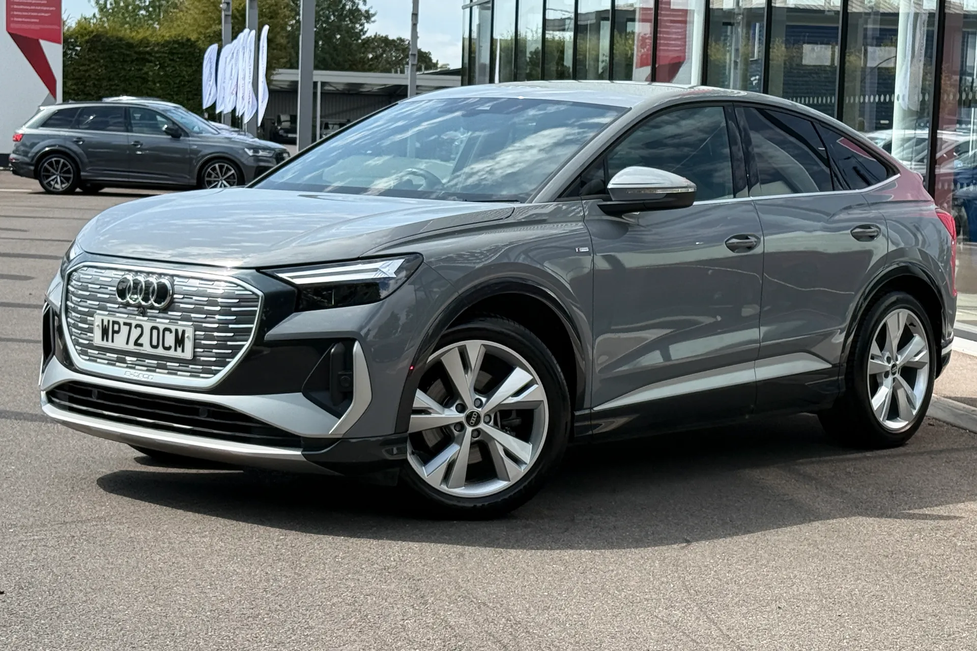 Audi Q4 thumbnail image number 6