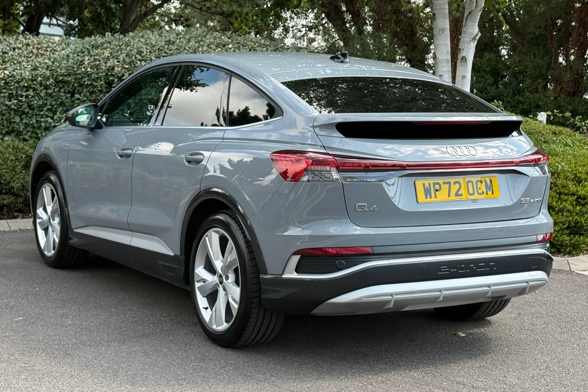Audi Q4 thumbnail image number 8