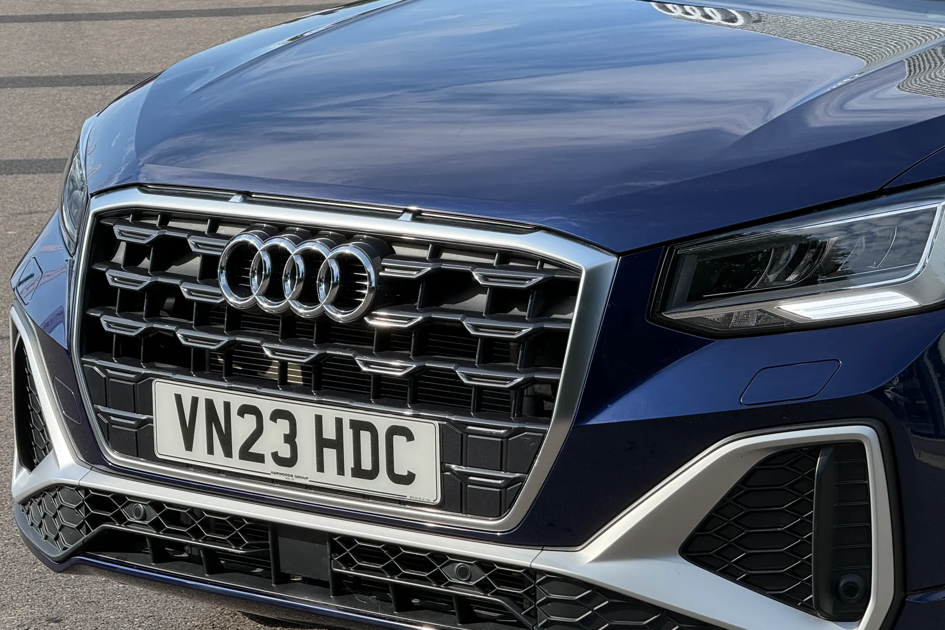 Audi Q2 thumbnail image number 38