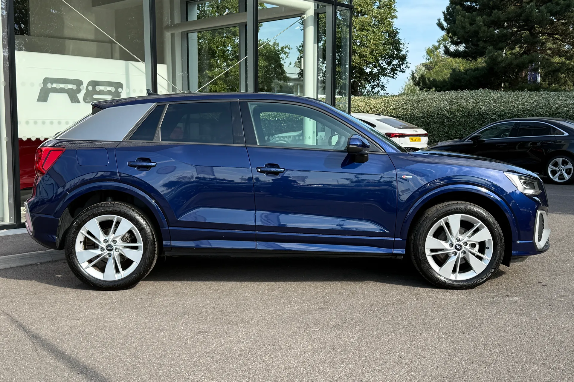 Audi Q2 thumbnail image number 2