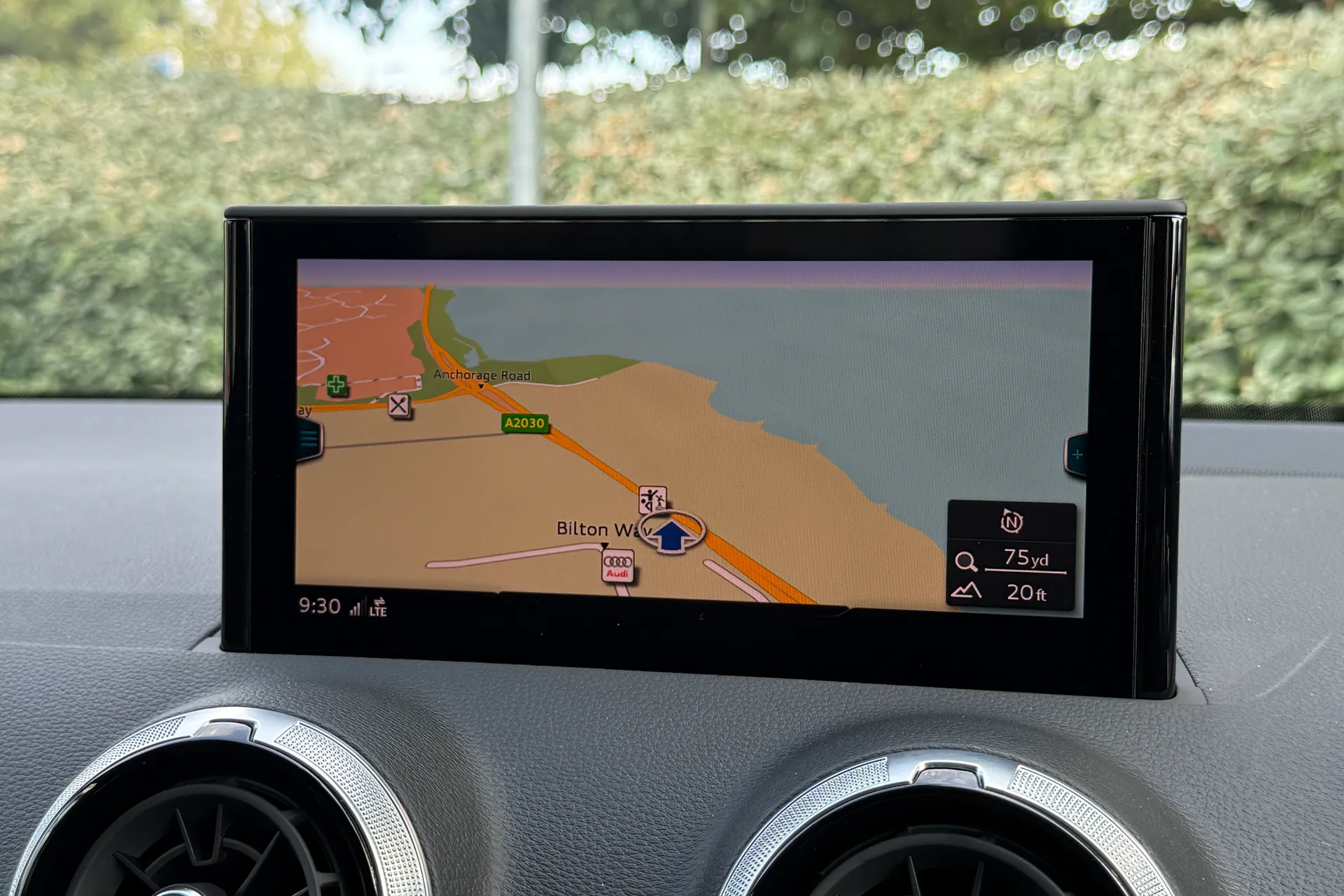 Audi Q2 thumbnail image number 26