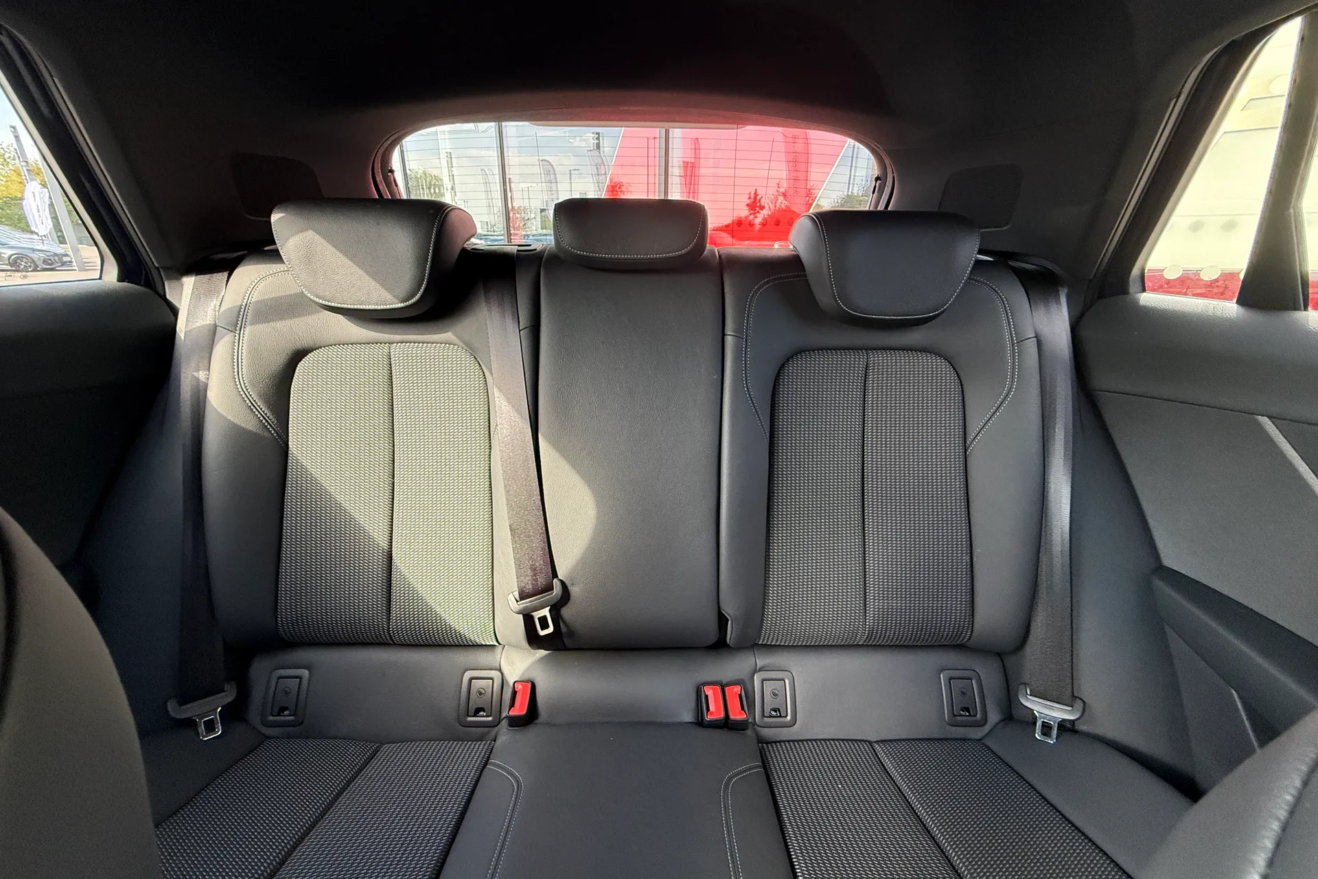 Audi Q2 thumbnail image number 42