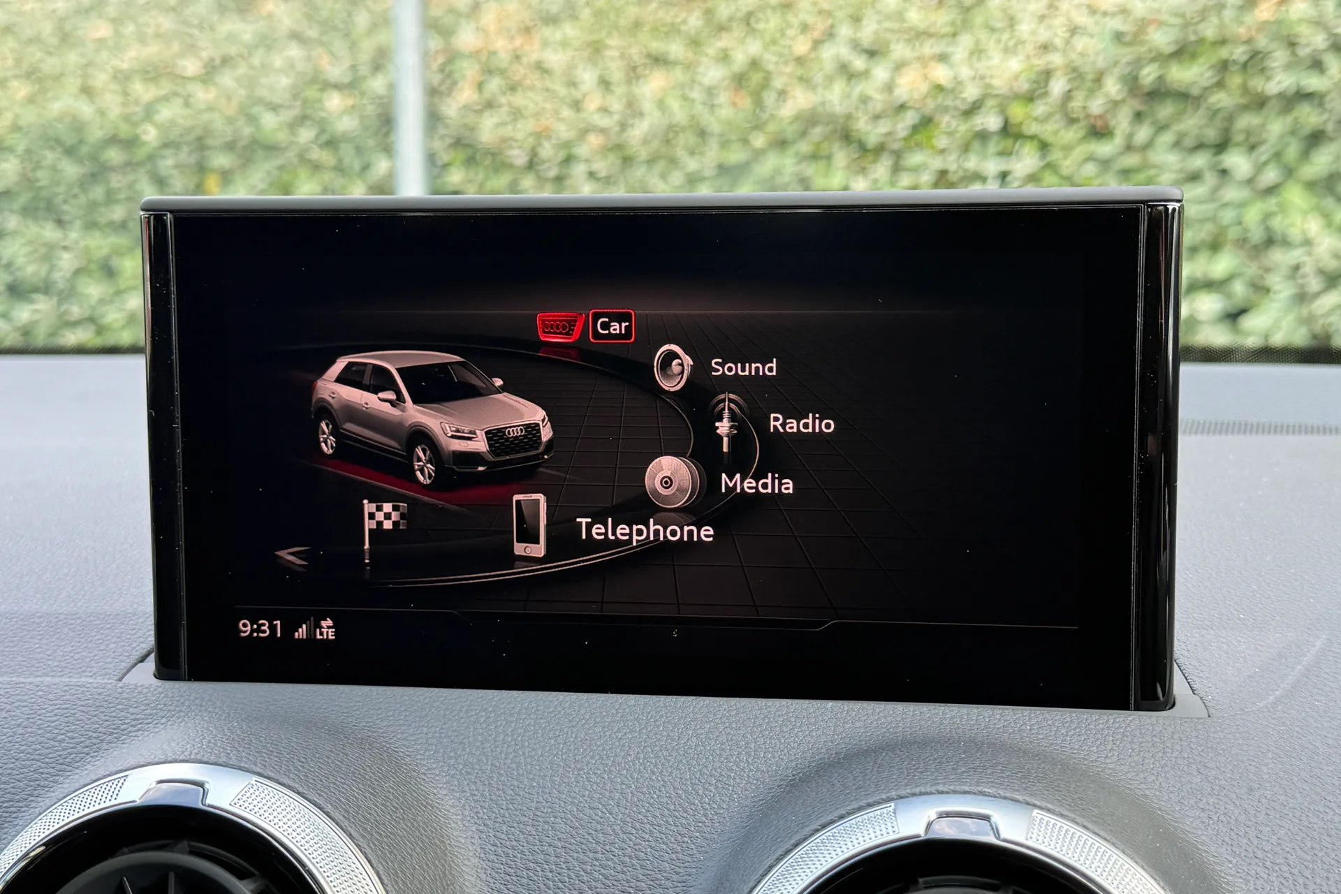 Audi Q2 thumbnail image number 34