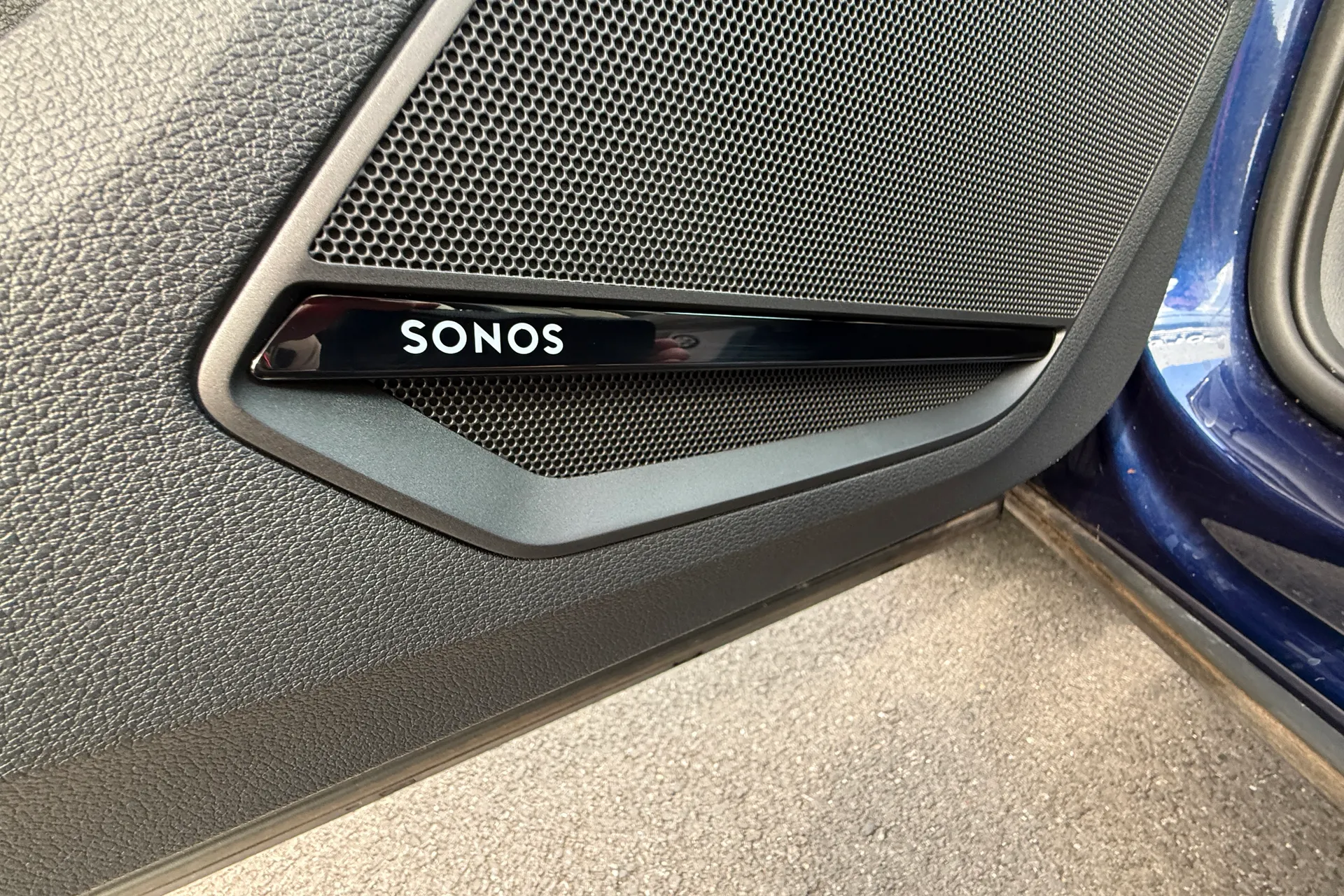 Audi Q2 thumbnail image number 22