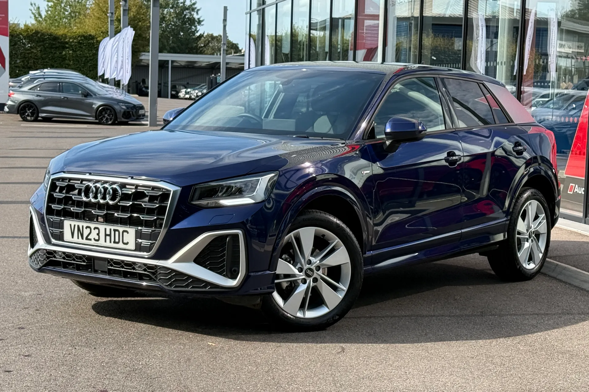Audi Q2 thumbnail image number 7