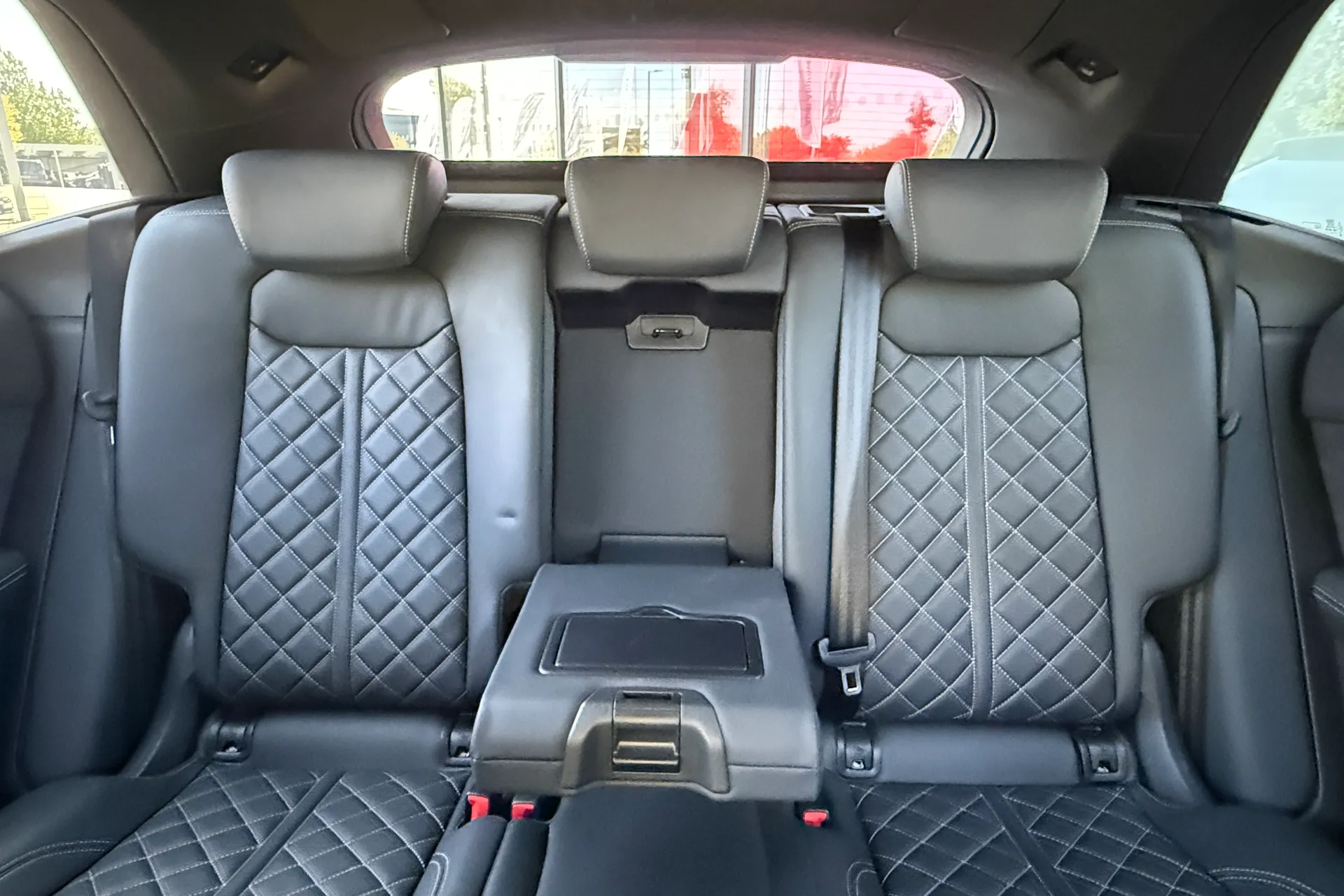 Audi Q8 thumbnail image number 47